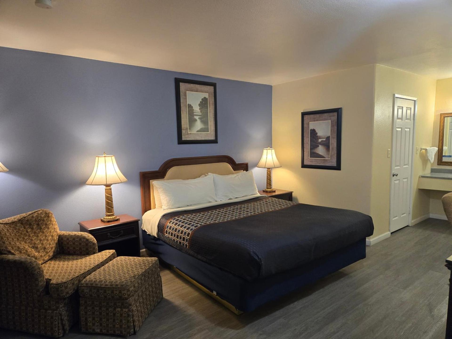 Rodeway Inn & Suites Blythe I-10 photo 44