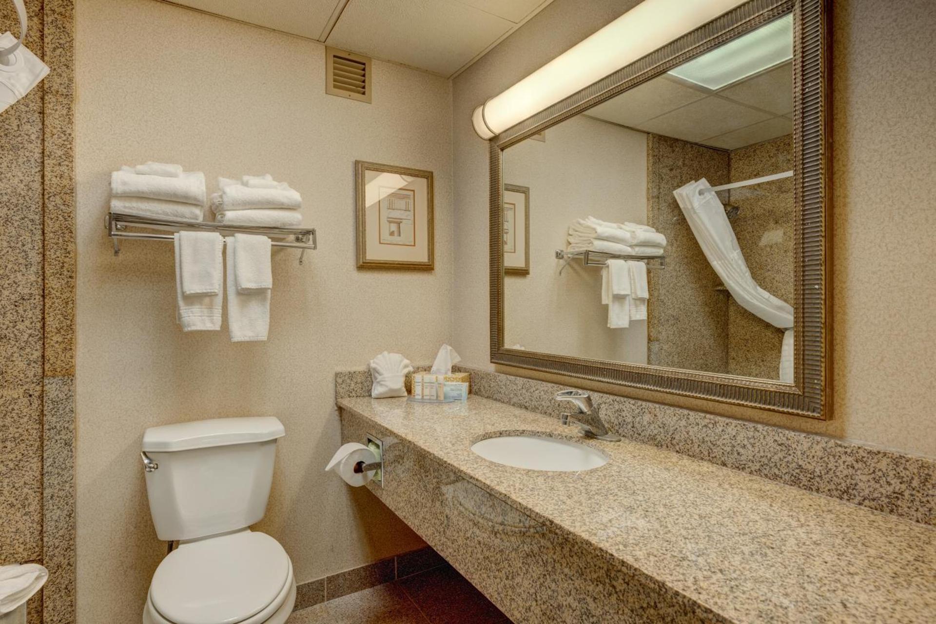 Riverside Hotel photo 56