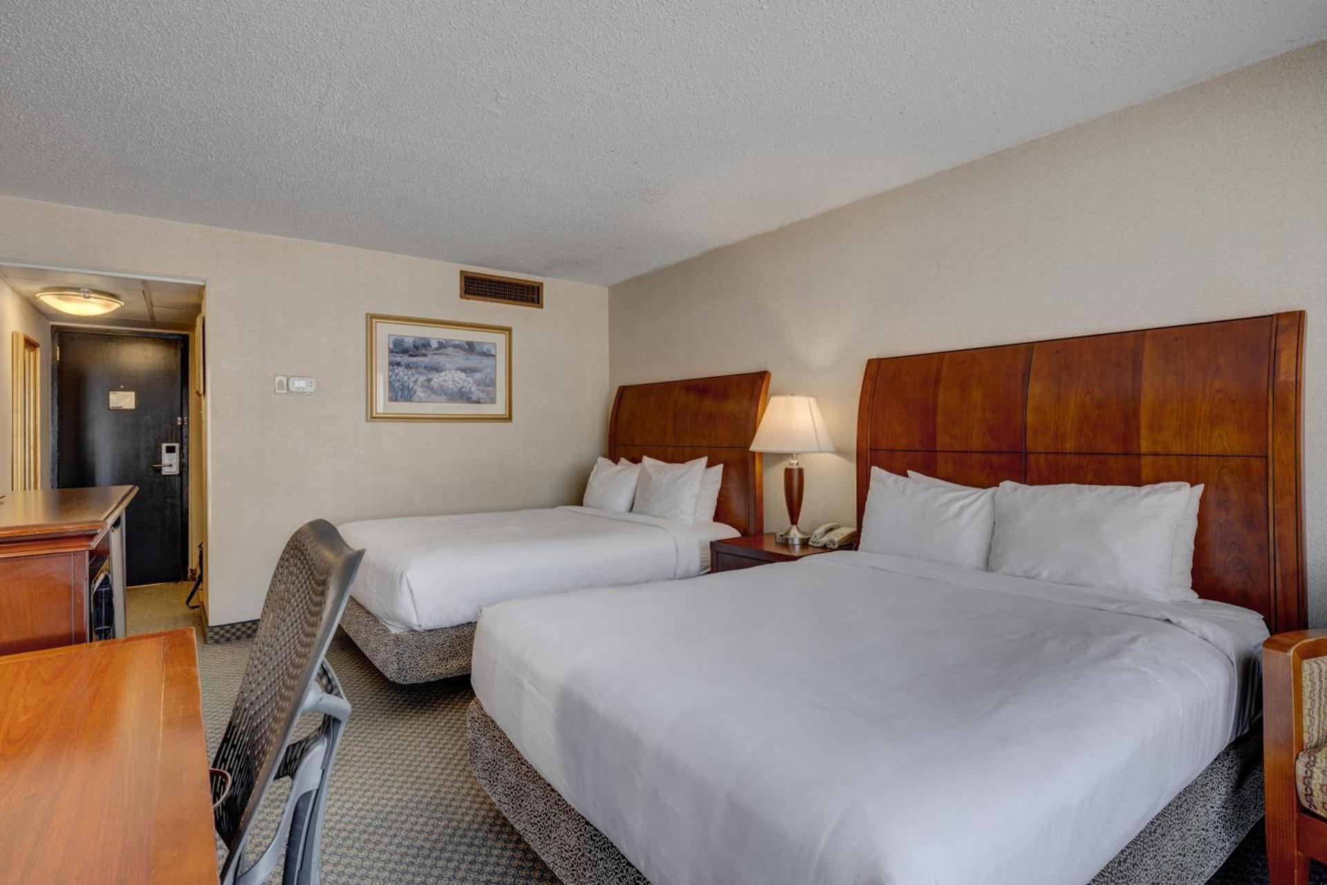 Riverside Hotel photo 53