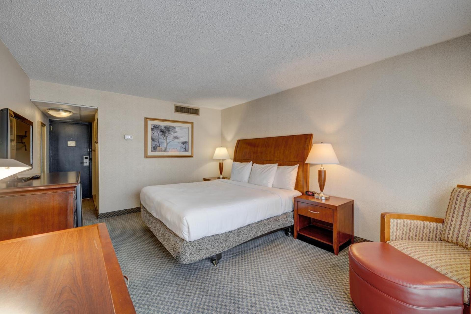 Riverside Hotel photo 66