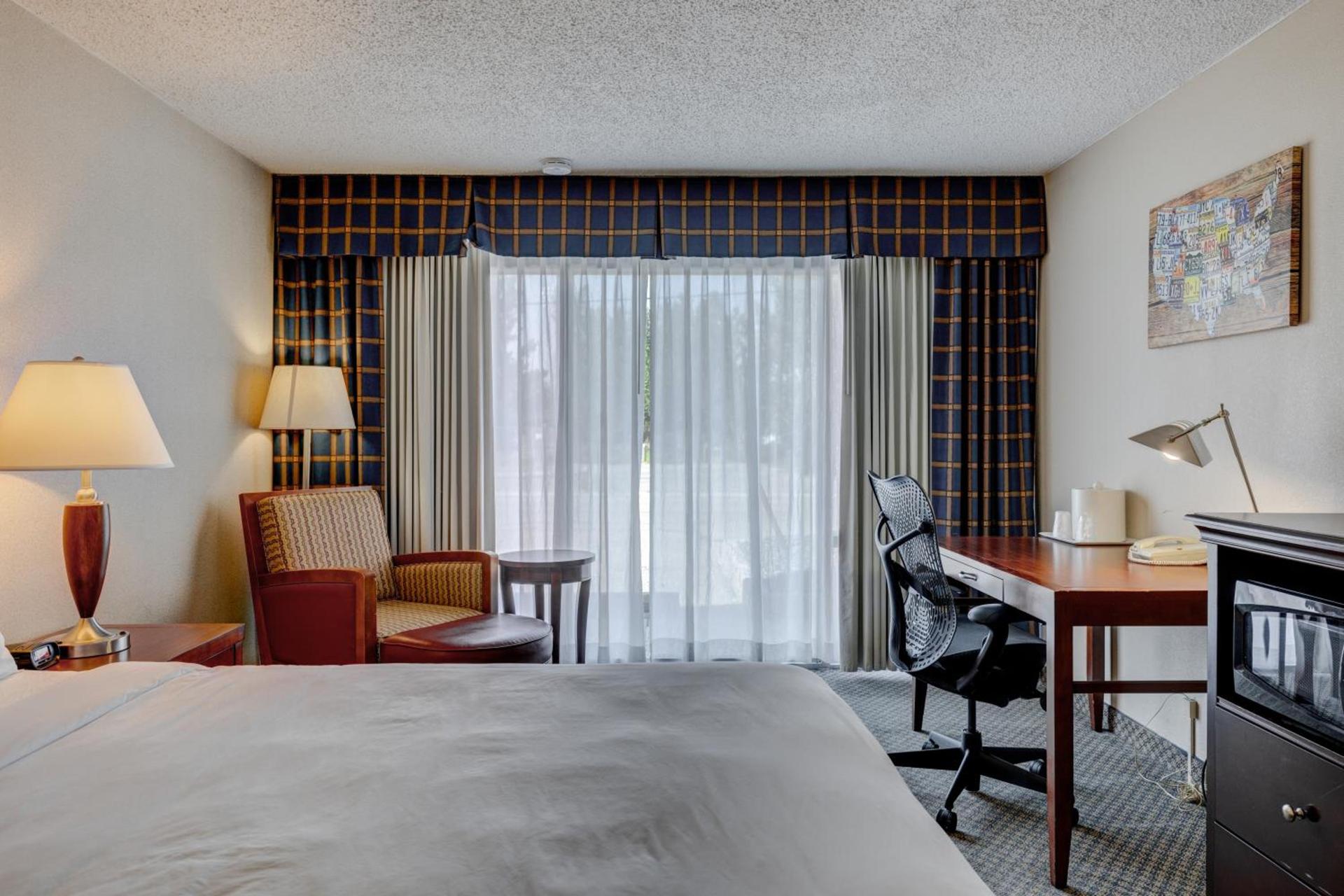 Riverside Hotel photo 64