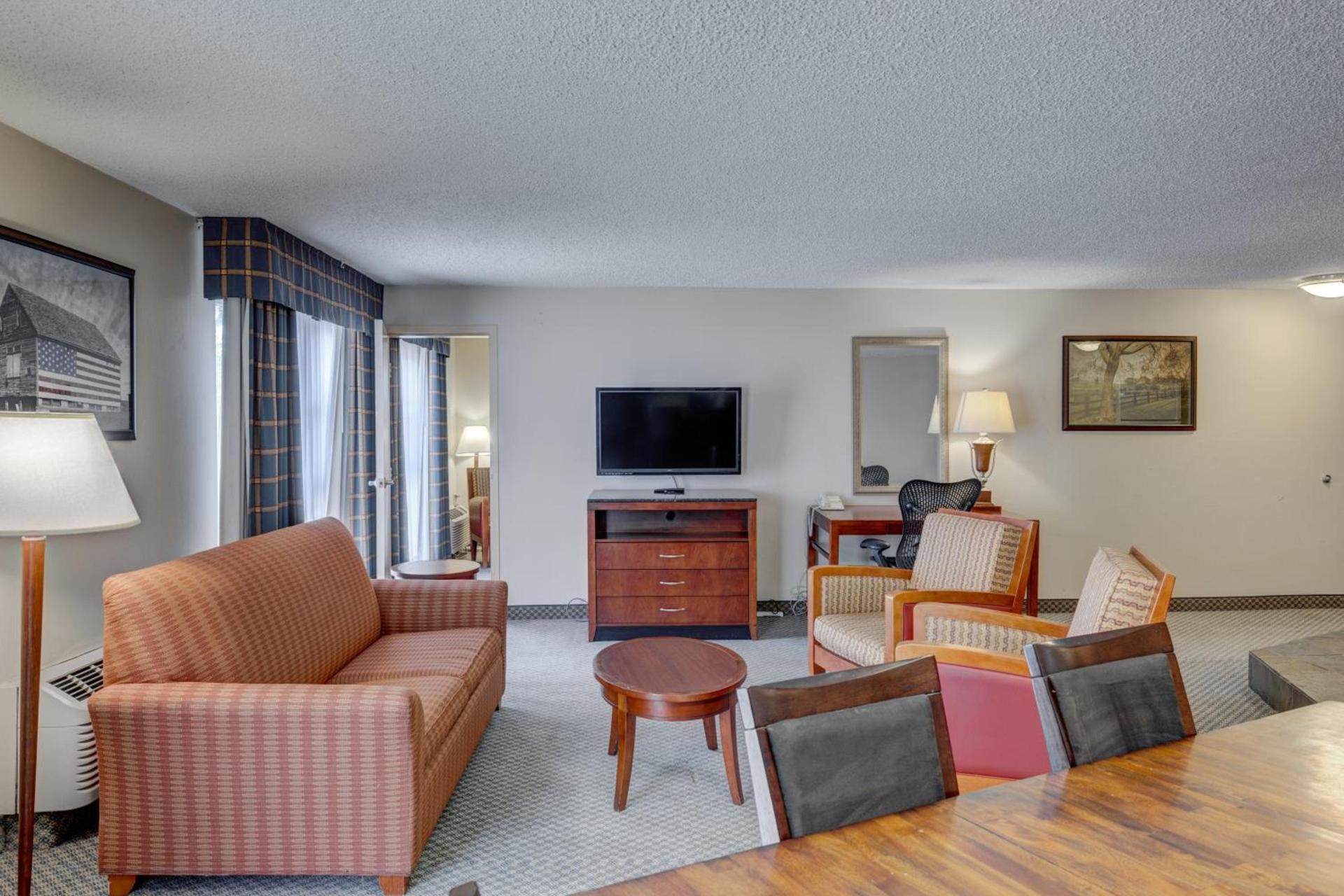 Riverside Hotel photo 88