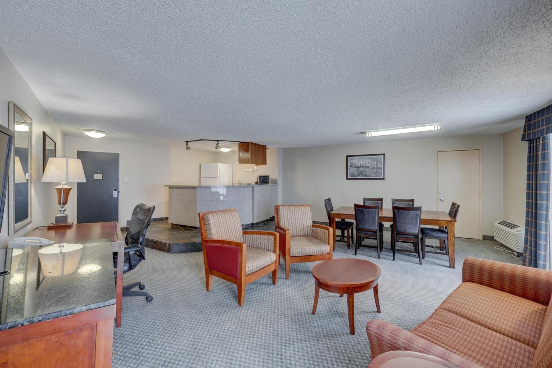 Riverside Hotel photo 74