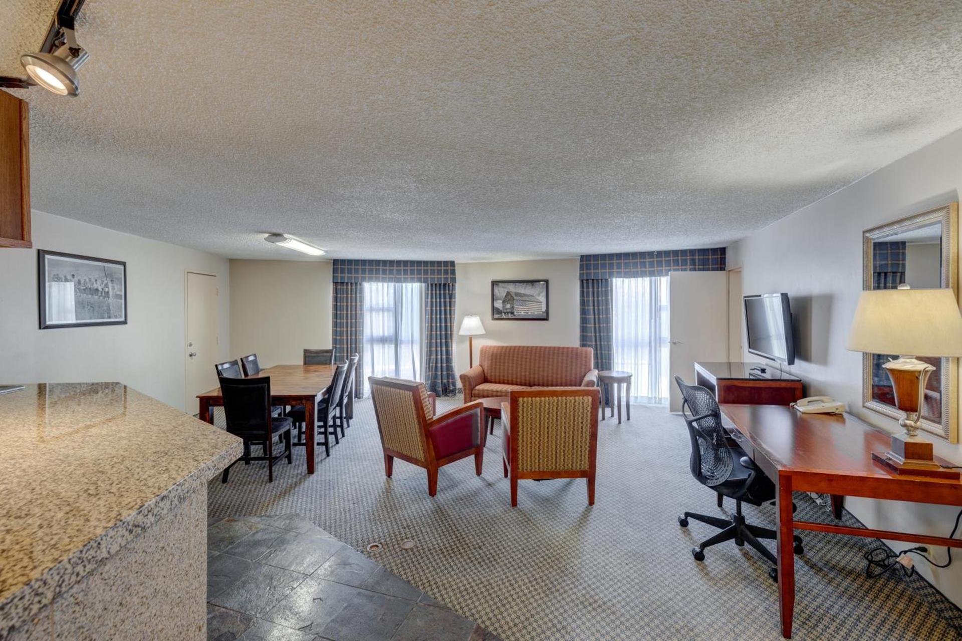 Riverside Hotel photo 76