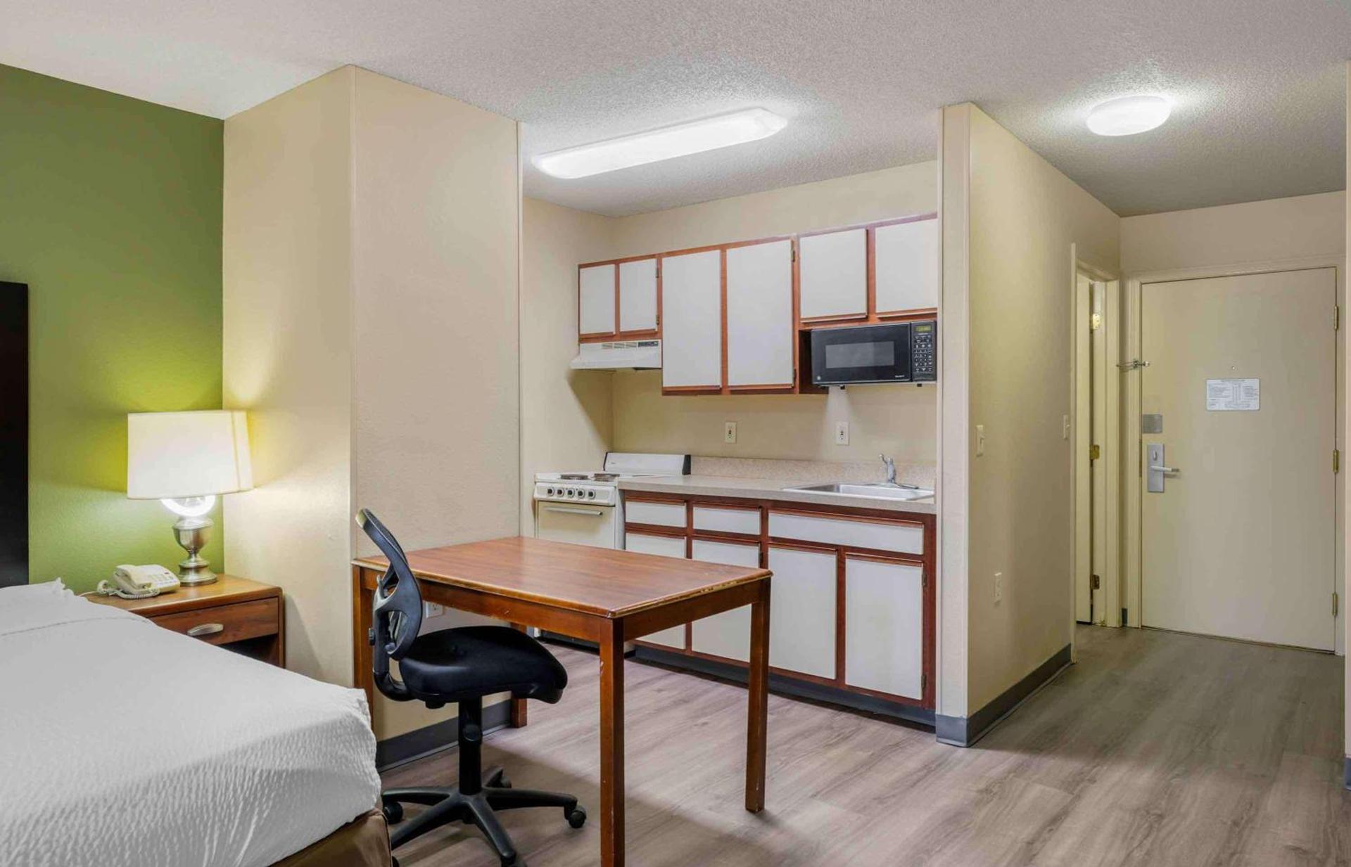 Extended Stay America Suites - Omaha - West photo 17