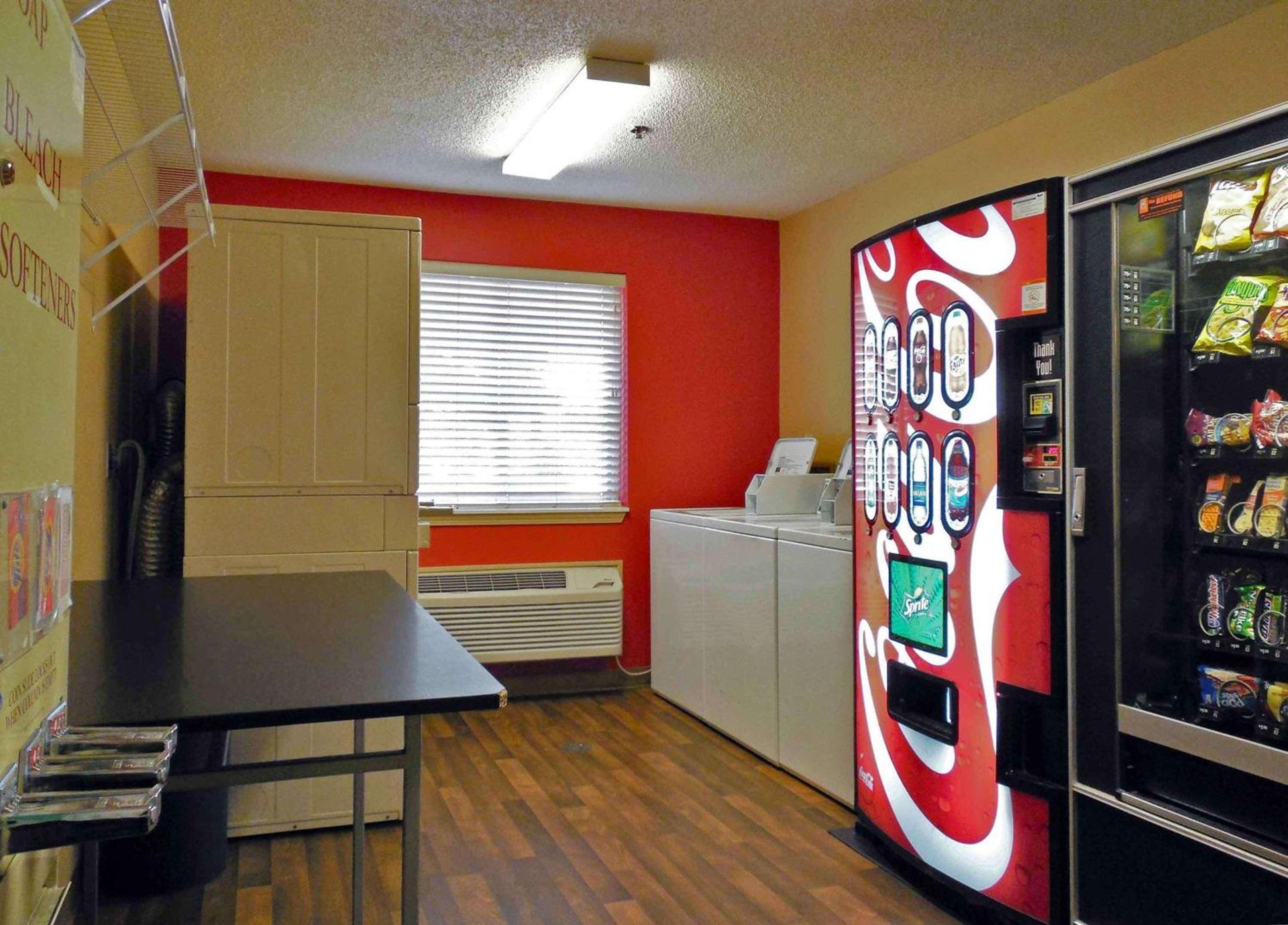 Extended Stay America Suites - Charleston - Northwoods Blvd photo 27