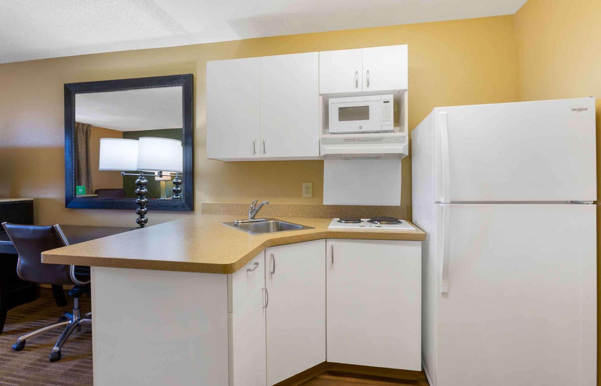 Extended Stay America Suites - Phoenix - Chandler photo 12