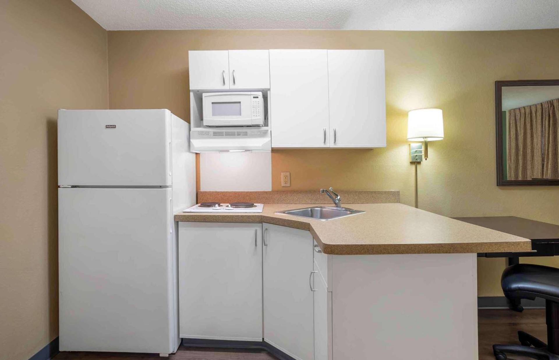 Extended Stay America Suites - Mobile - Spring Hill photo 13