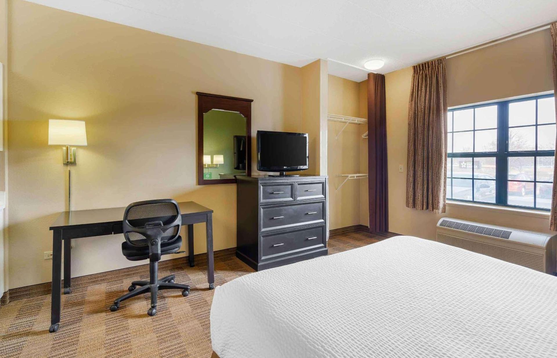 Extended Stay America Suites - Chicago - Elmhurst - O'Hare photo 12