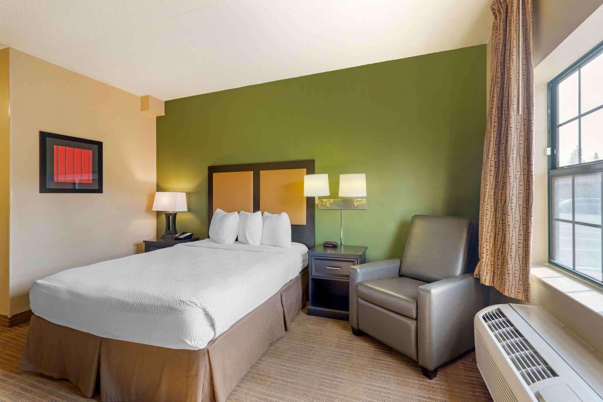 Extended Stay America Suites - Chicago - Elmhurst - O'Hare photo 16