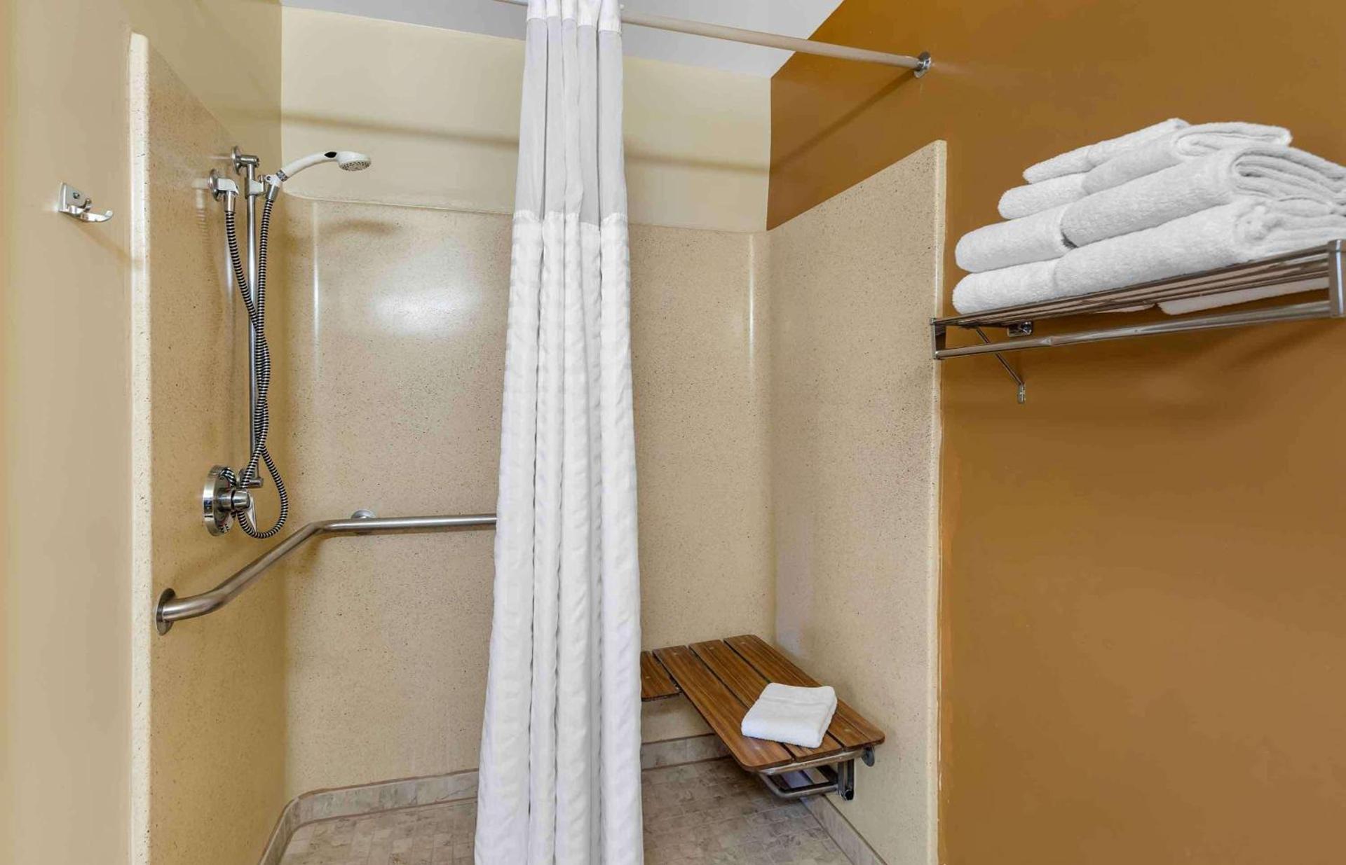 Extended Stay America Suites - Chicago - Elmhurst - O'Hare photo 19