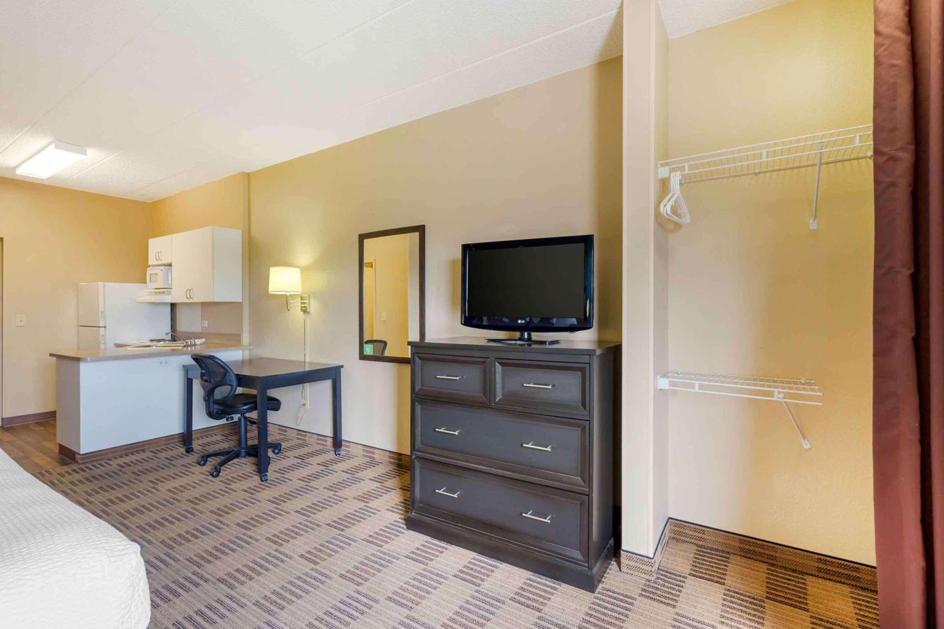 Extended Stay America Suites - Chicago - Elmhurst - O'Hare photo 22