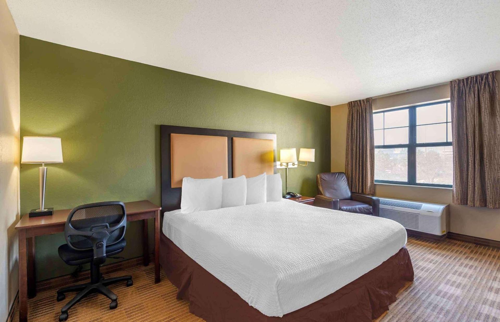 Extended Stay America Suites - Chicago - Woodfield Mall photo 20