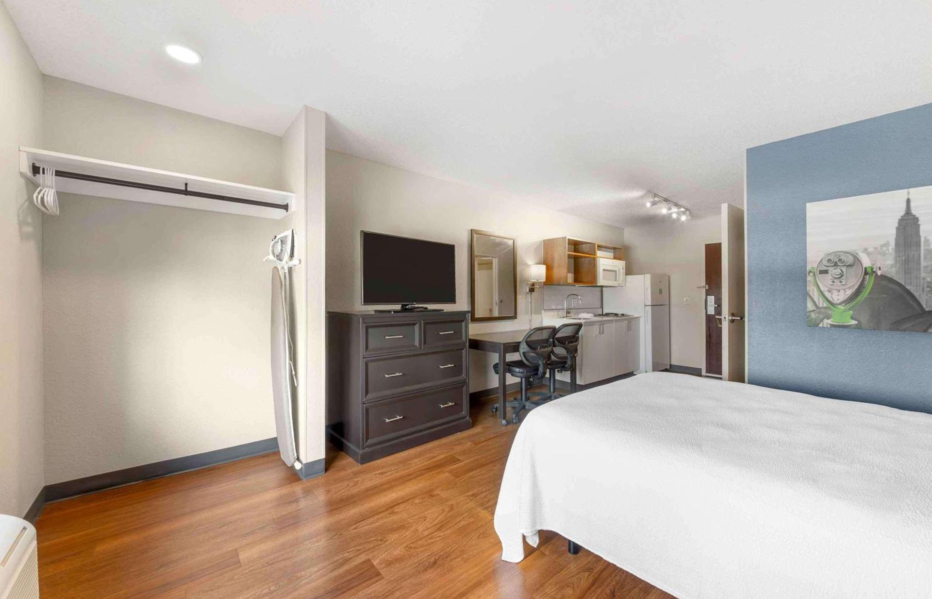 Extended Stay America Premier Suites - Fort Lauderdale - Convention Center - Cruise Port photo 6