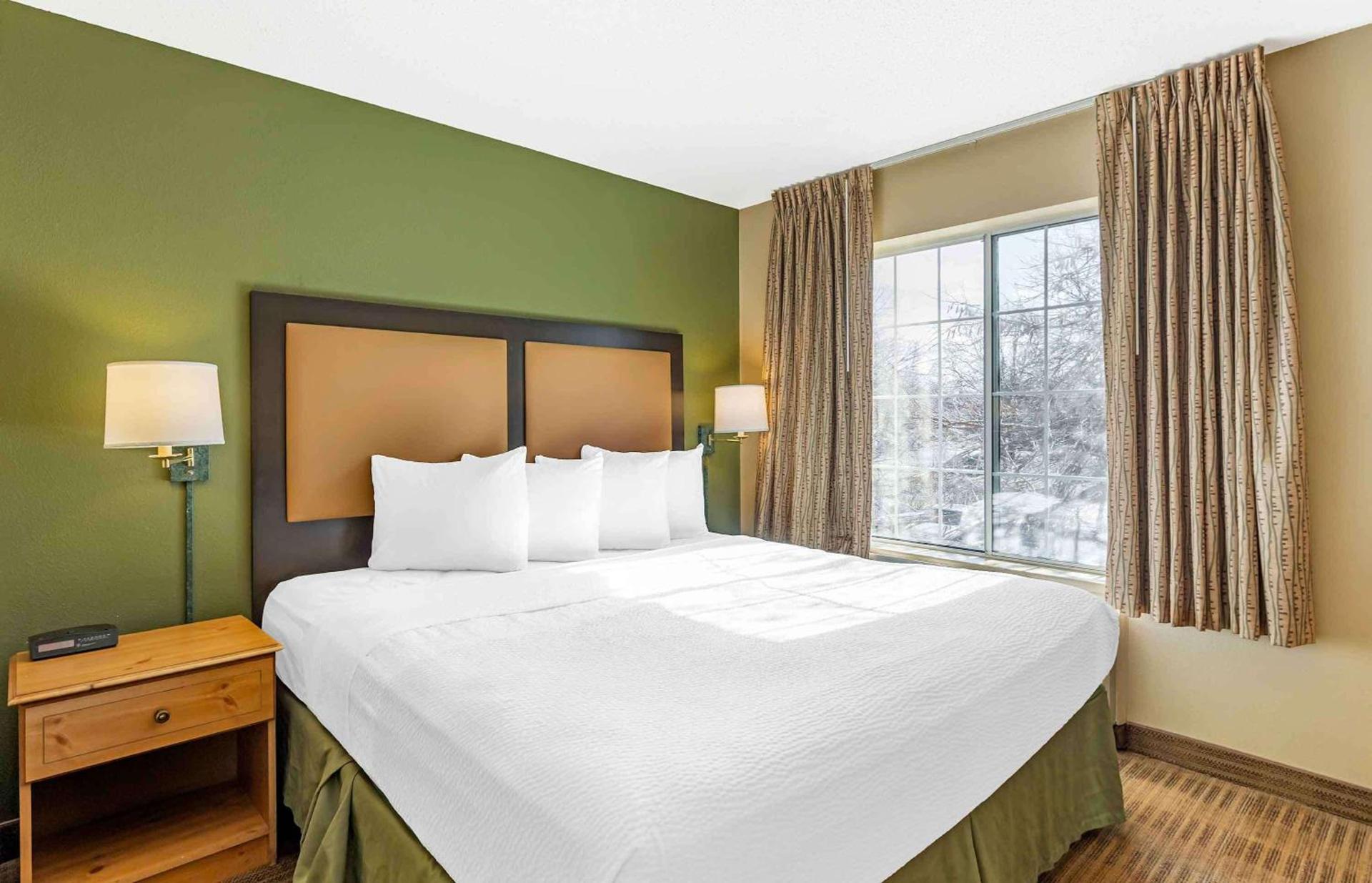 Extended Stay America Select Suites - Chicago - Naperville - East photo 29