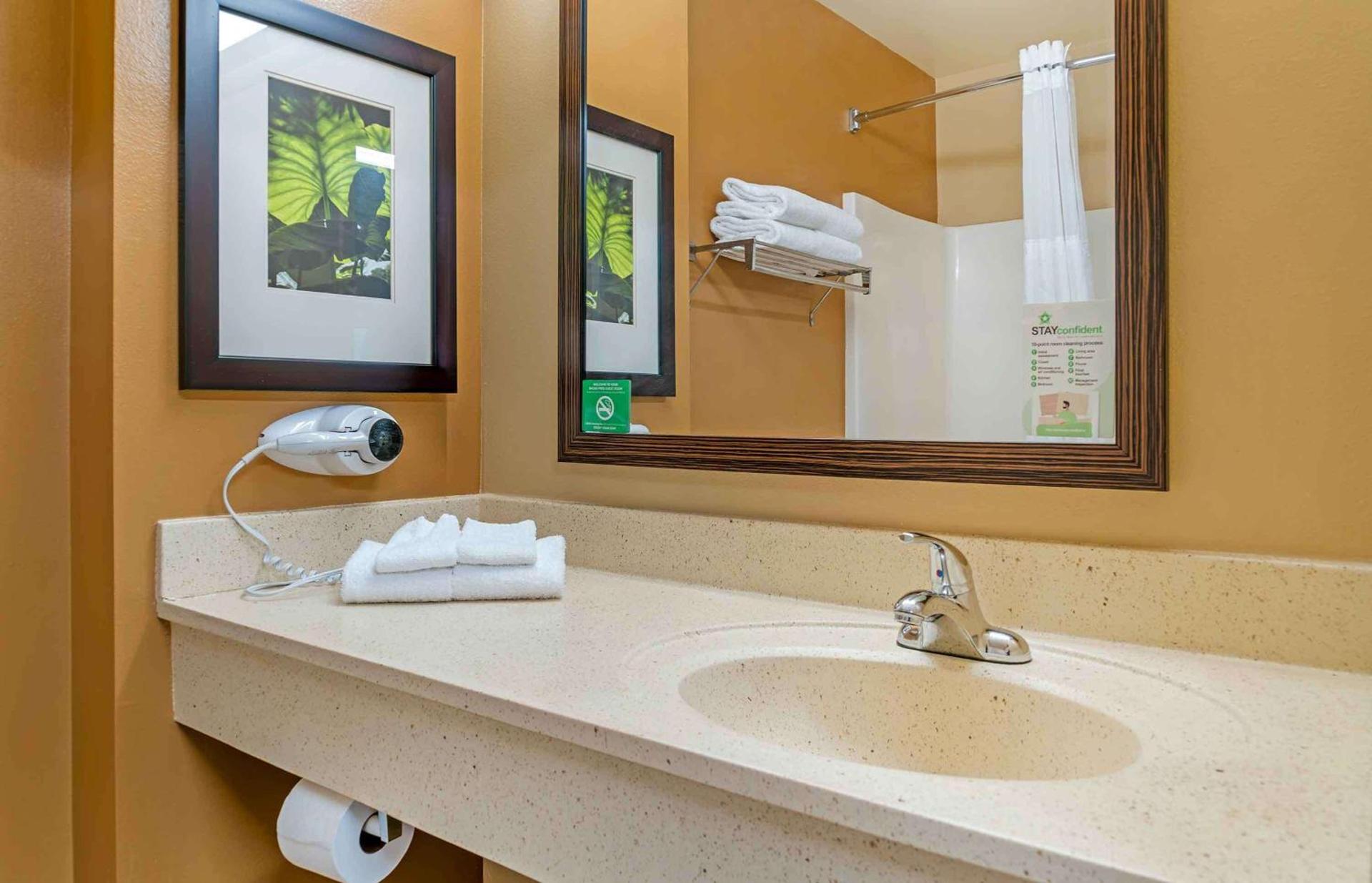 Extended Stay America Select Suites - Grand Rapids - Kentwood photo 18
