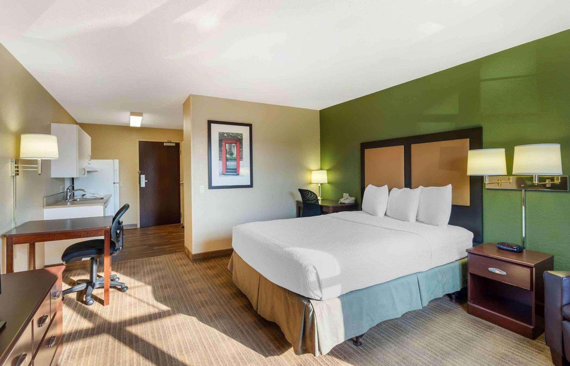 Extended Stay America Suites - Chicago - Vernon Hills - Lake Forest photo 16