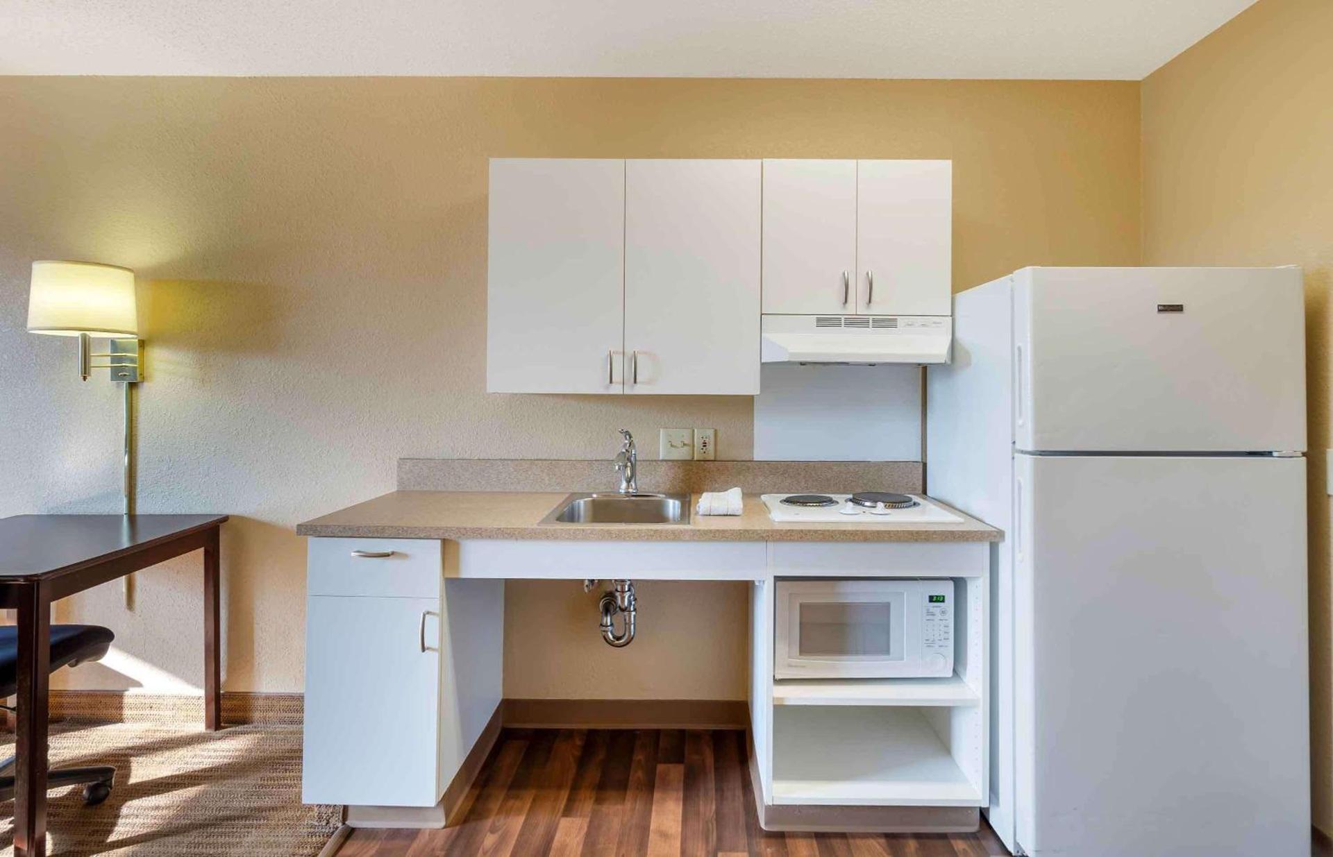 Extended Stay America Suites - Chicago - Vernon Hills - Lake Forest photo 17