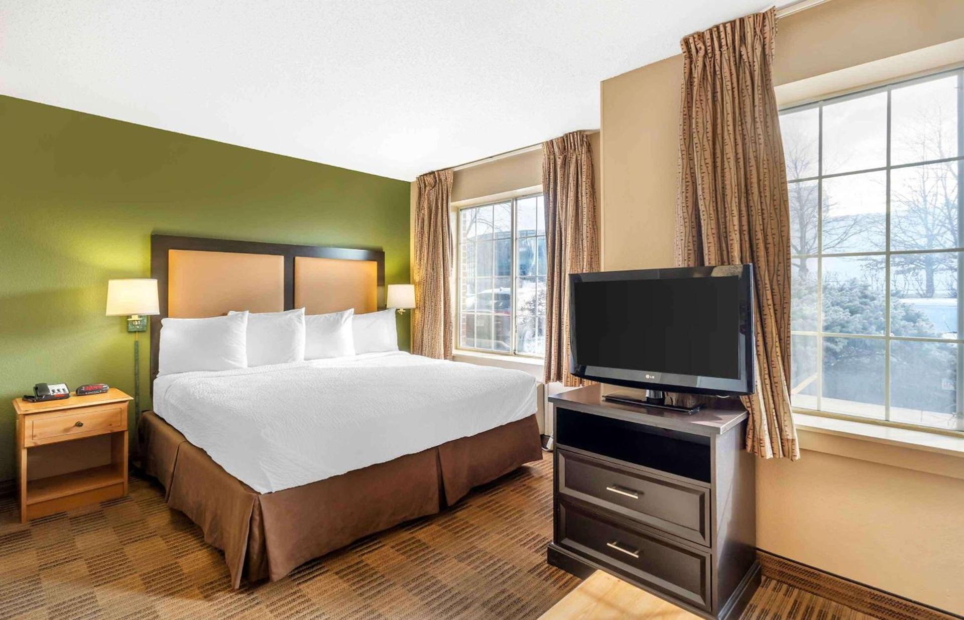 Extended Stay America Select Suites - Chicago - Westmont - Oak Brook photo 26