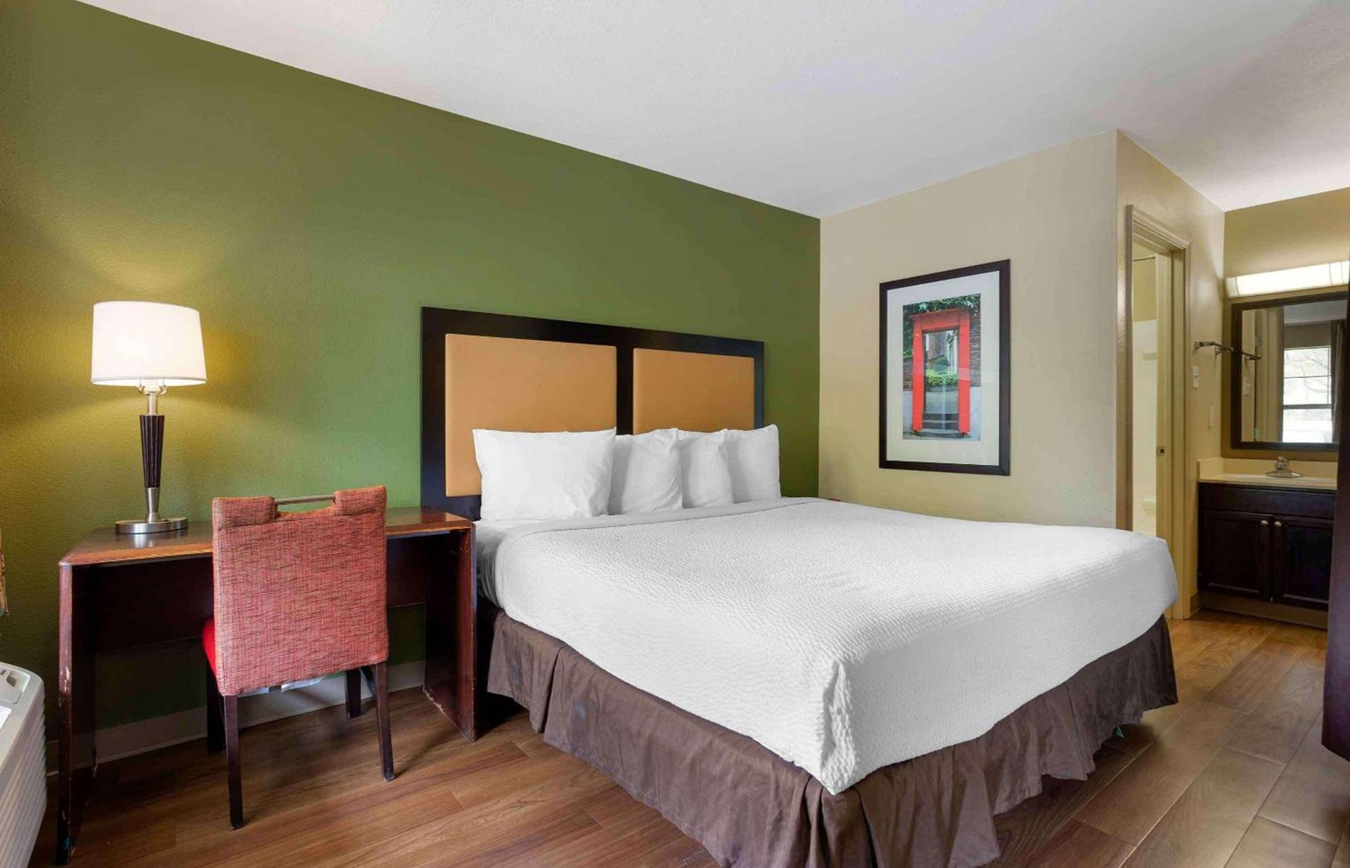 Extended Stay America Suites - Phoenix - Chandler - E Chandler Blvd photo 33