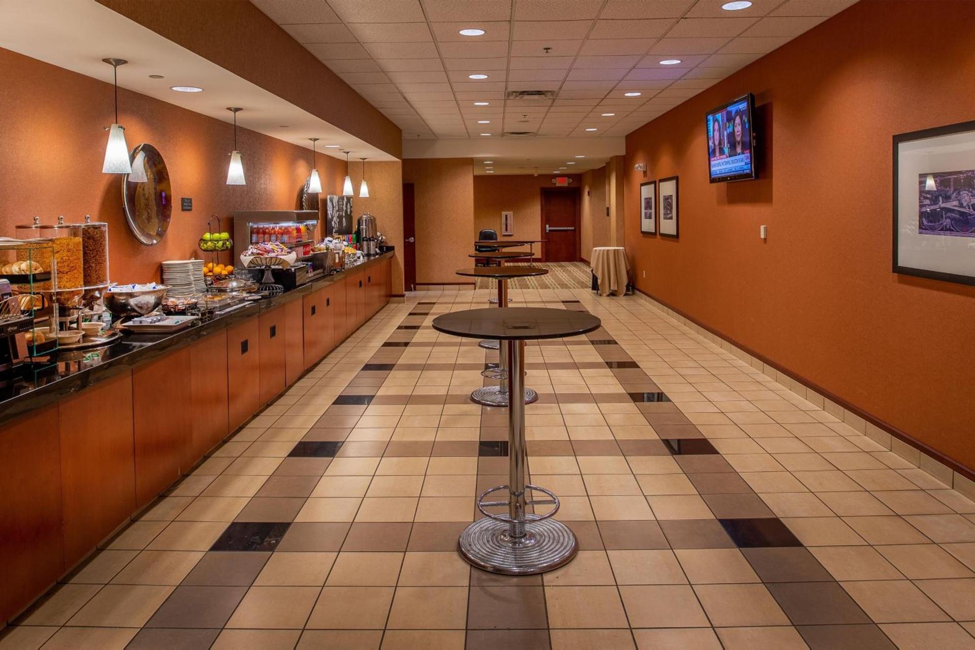 Sheraton Westport Plaza photo 62