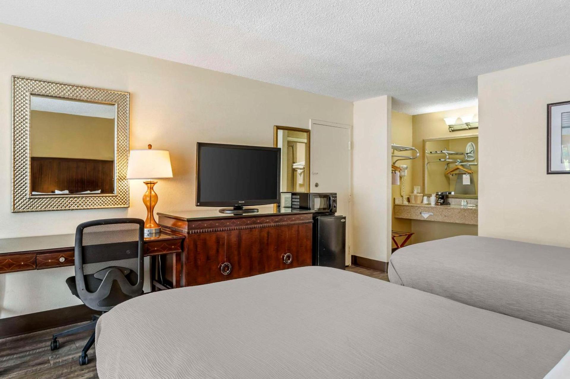 Quality Inn Alachua - Gainesville Area photo 8