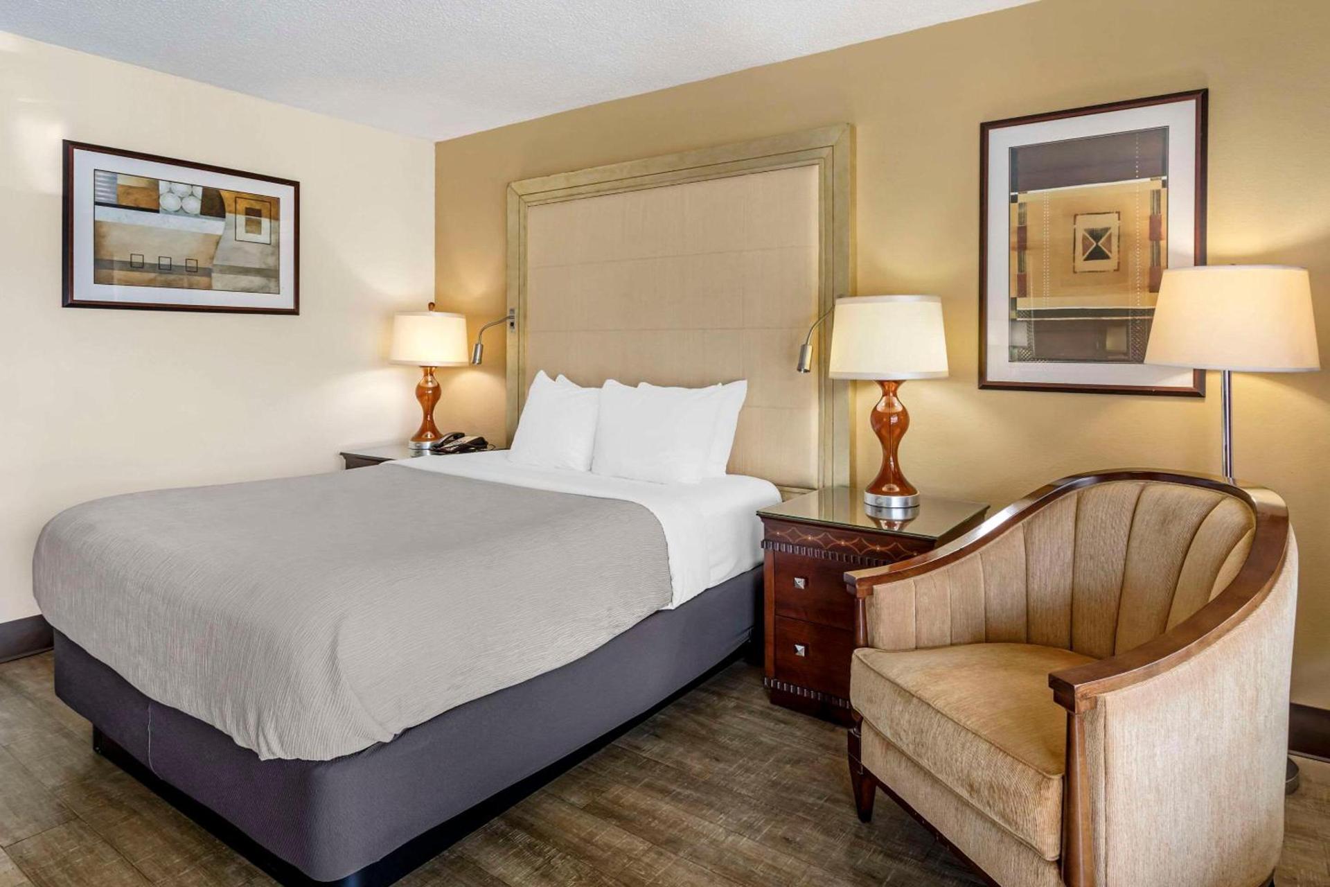 Quality Inn Alachua - Gainesville Area photo 13