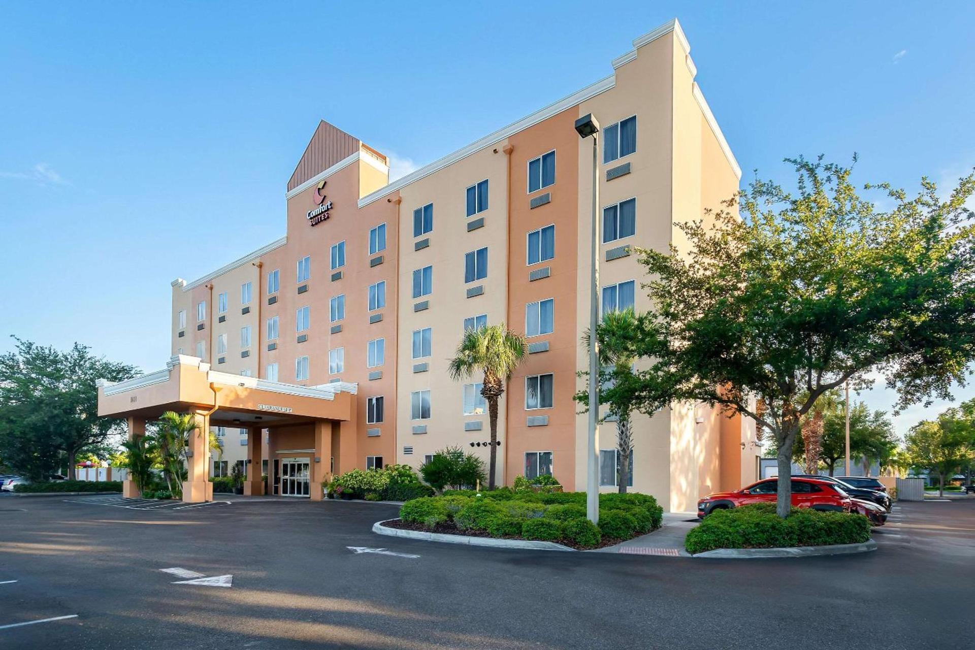 Comfort Suites Tampa Airport North photo 1