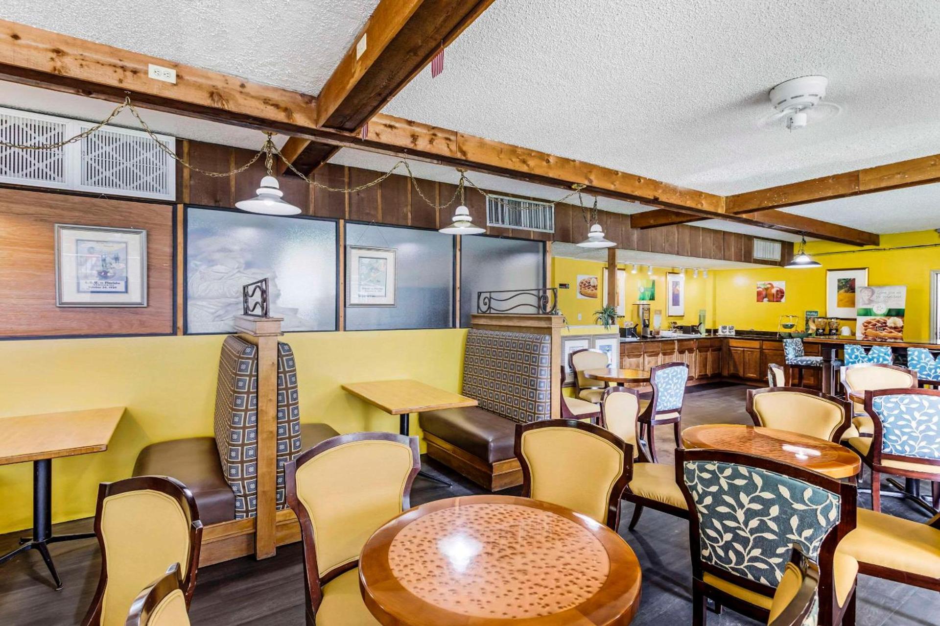 Quality Inn Alachua - Gainesville Area photo 25