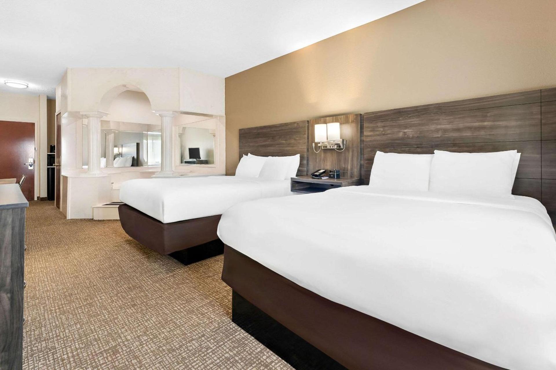 Comfort Suites near Robins Air Force Base photo 9