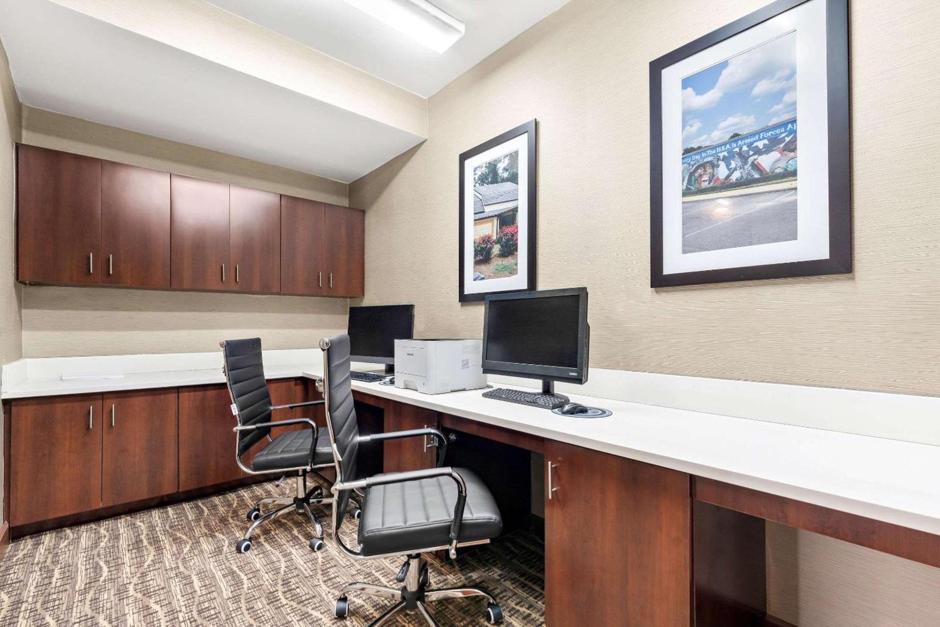 Comfort Suites near Robins Air Force Base photo 25