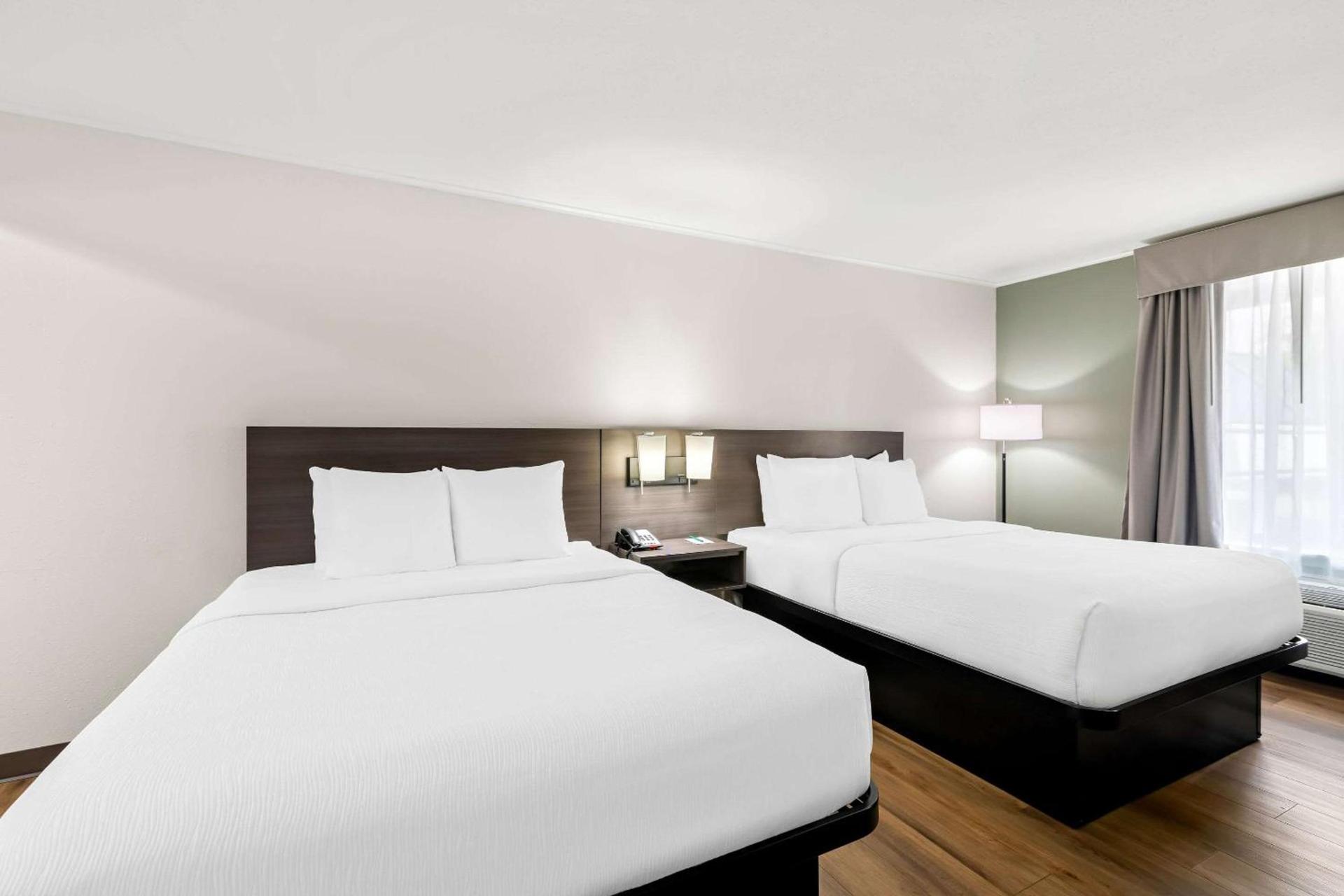 Quality Inn Merrimack - Nashua photo 24