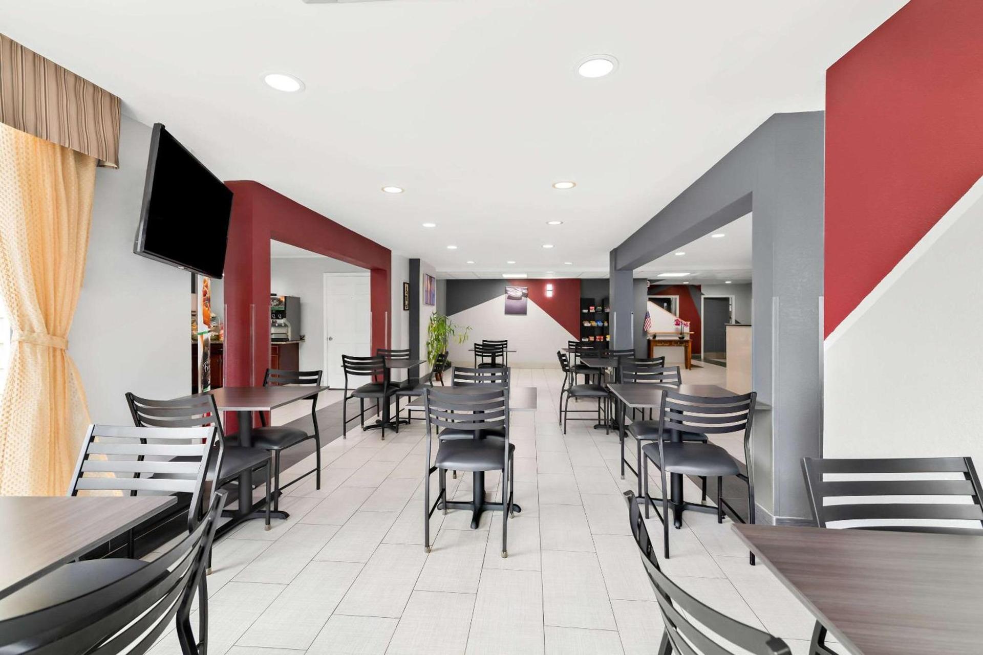 Quality Inn Merrimack - Nashua photo 29