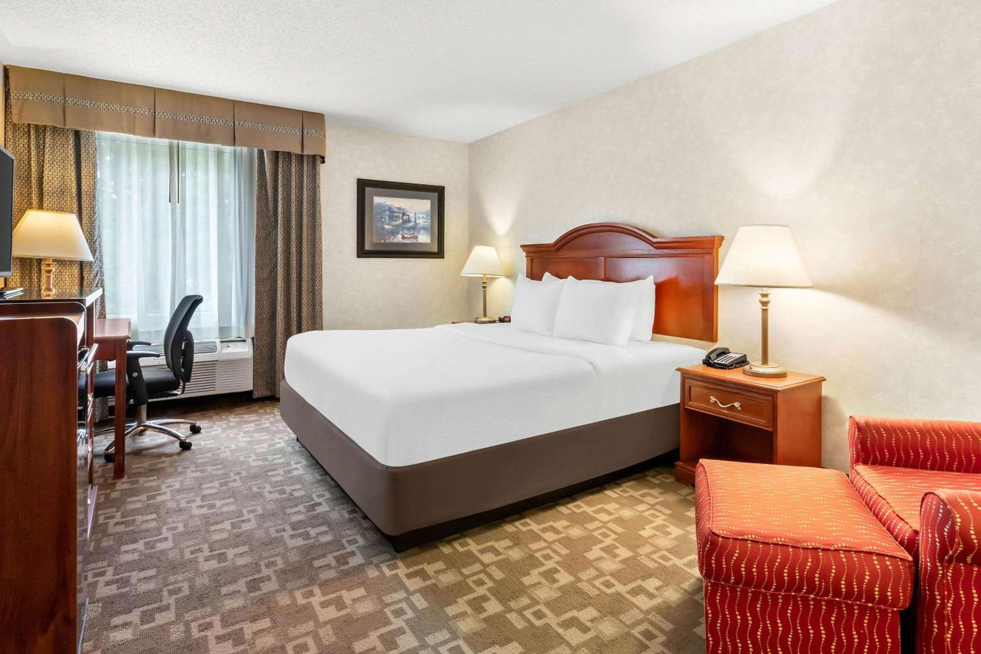 Quality Inn Edison-New Brunswick photo 8