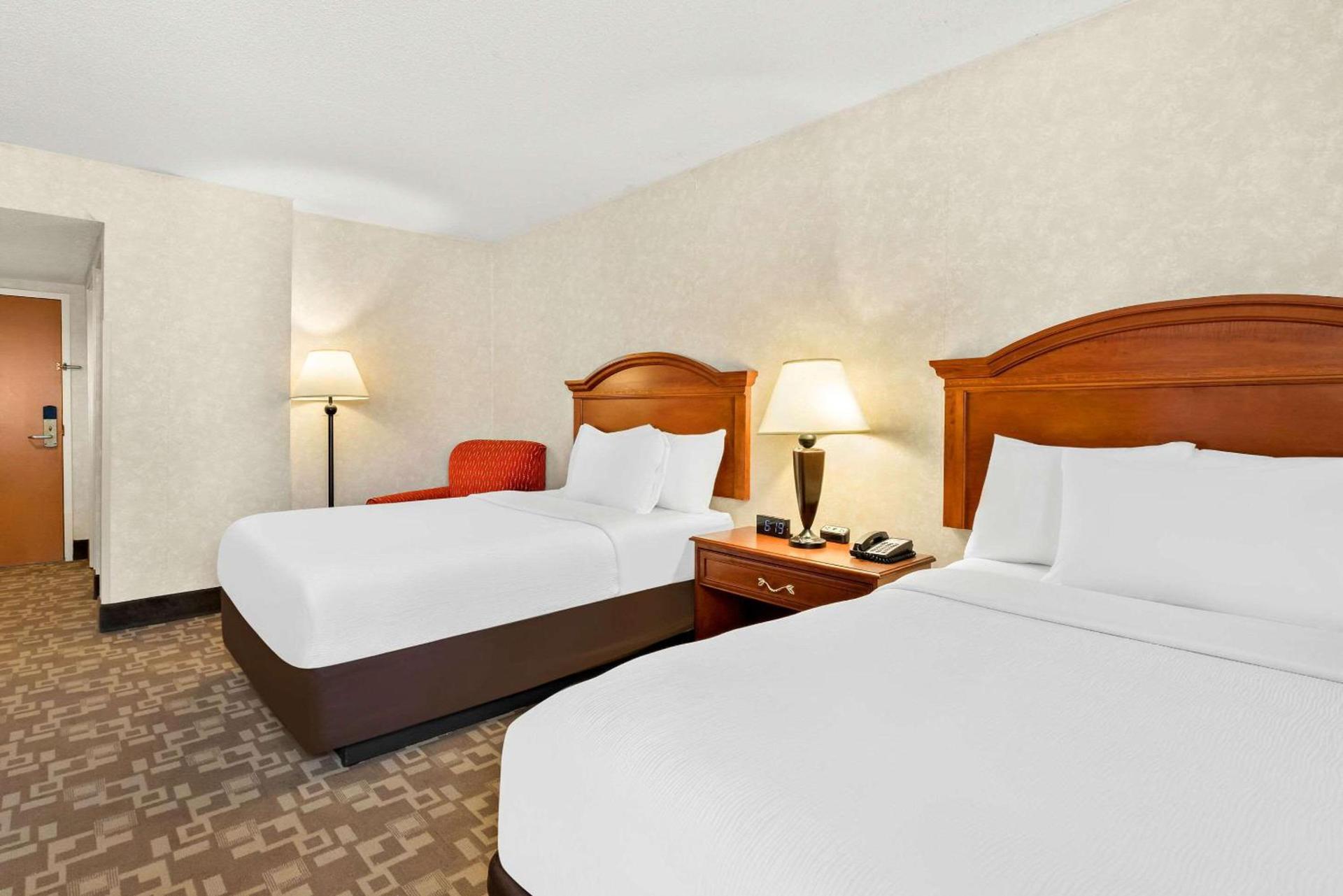 Quality Inn Edison-New Brunswick photo 13
