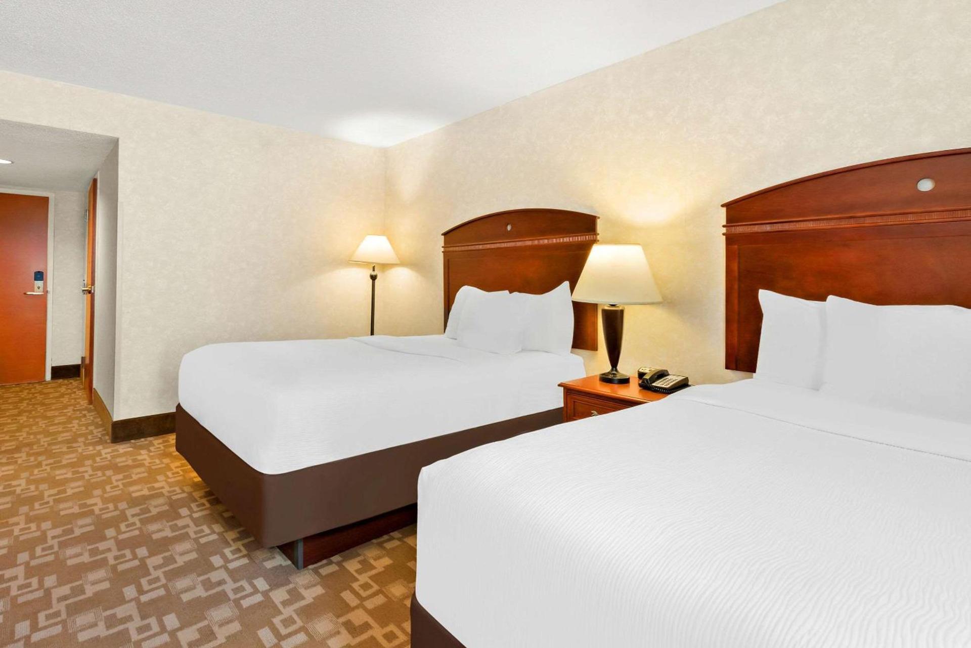 Quality Inn Edison-New Brunswick photo 23