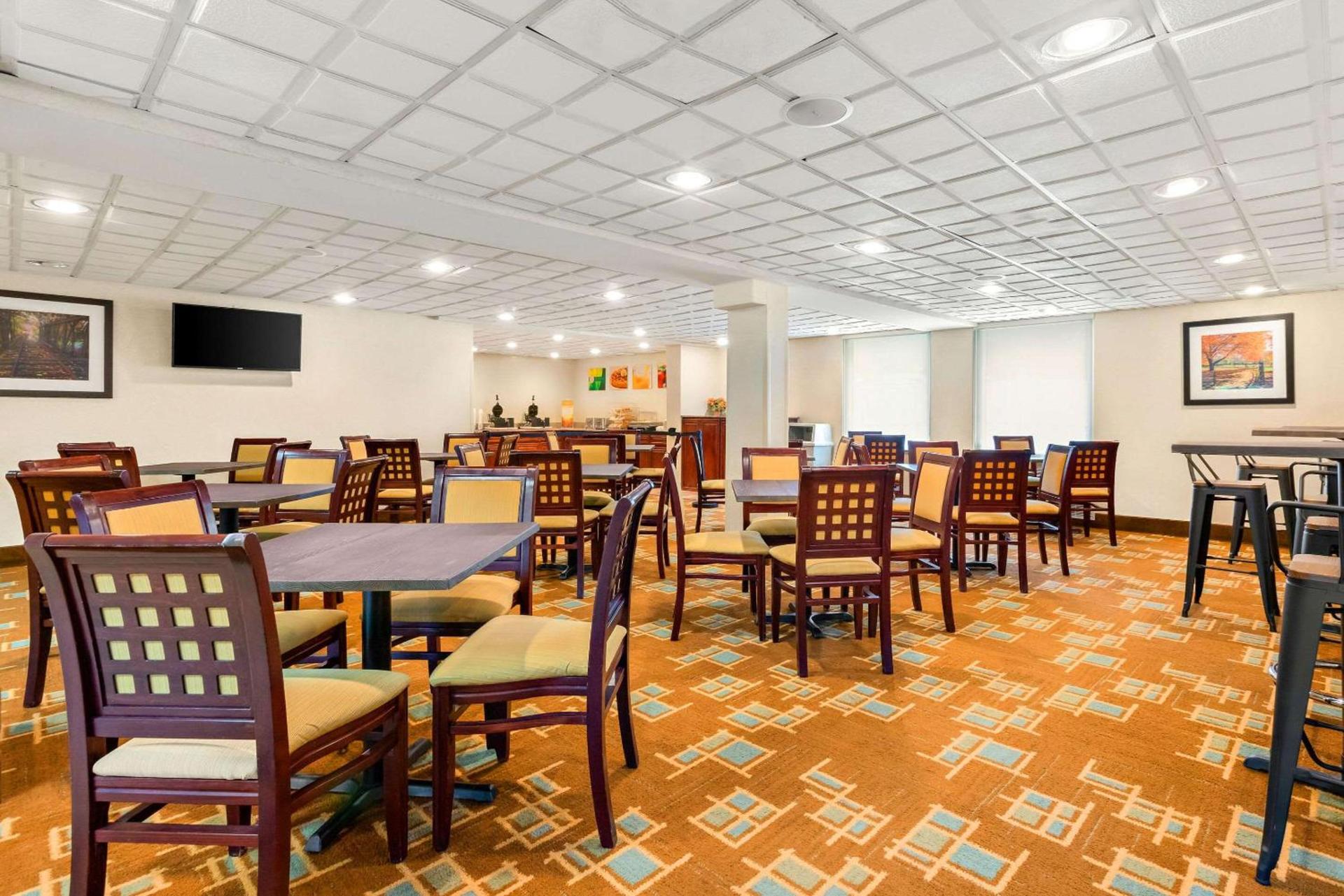 Quality Inn Edison-New Brunswick photo 36