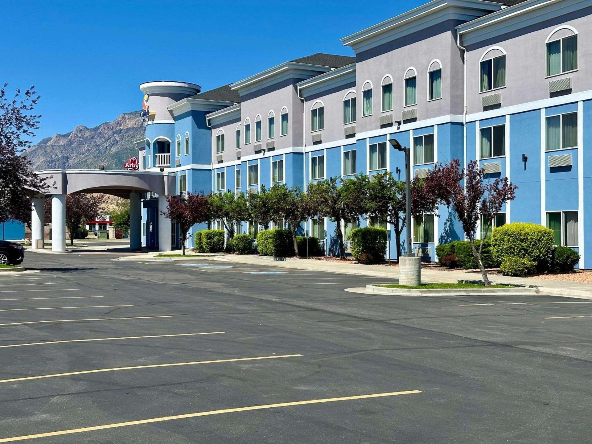 Comfort Inn Ogden near Event Center photo 2