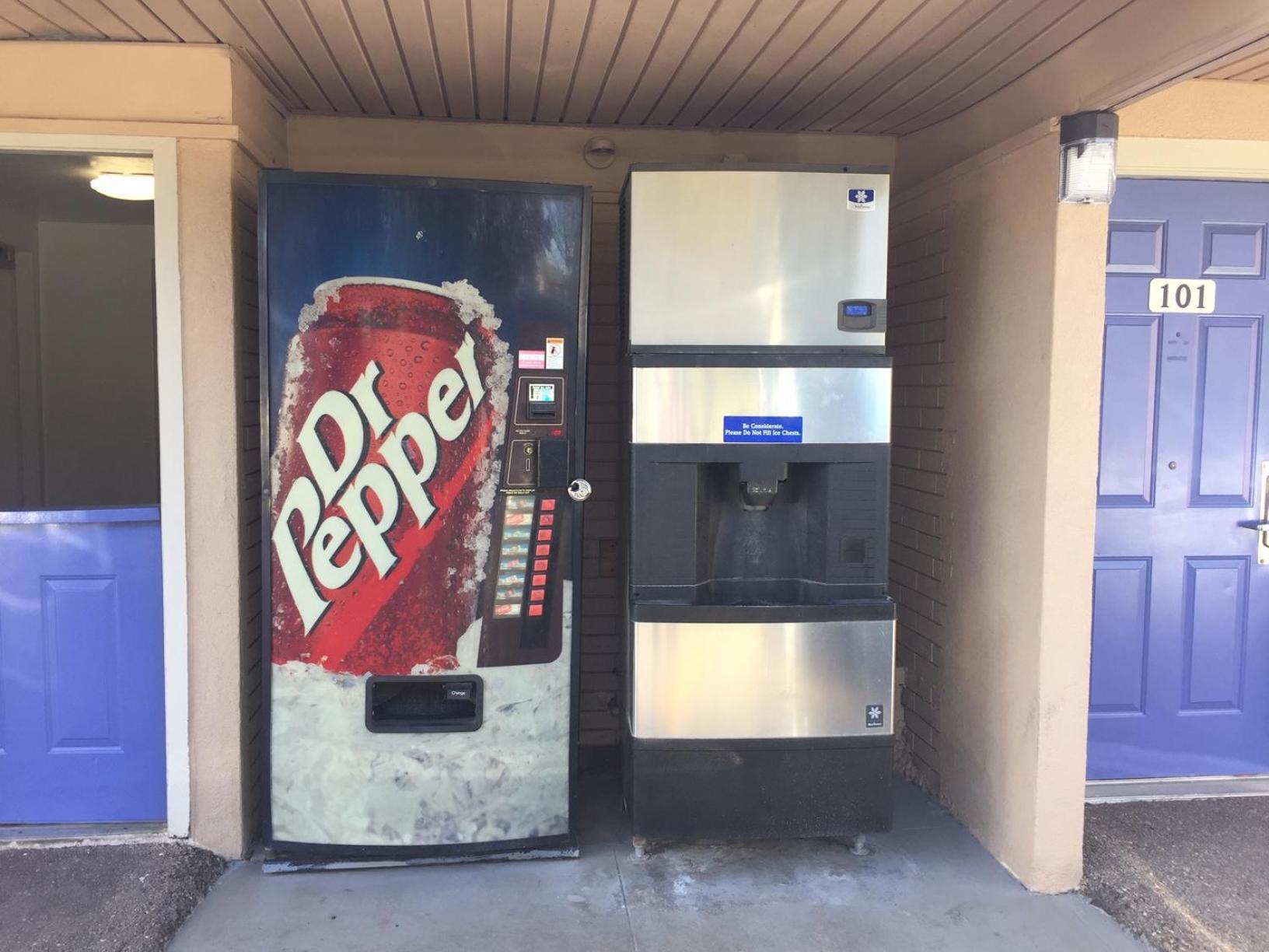 Motel 6-Waco, TX photo 5