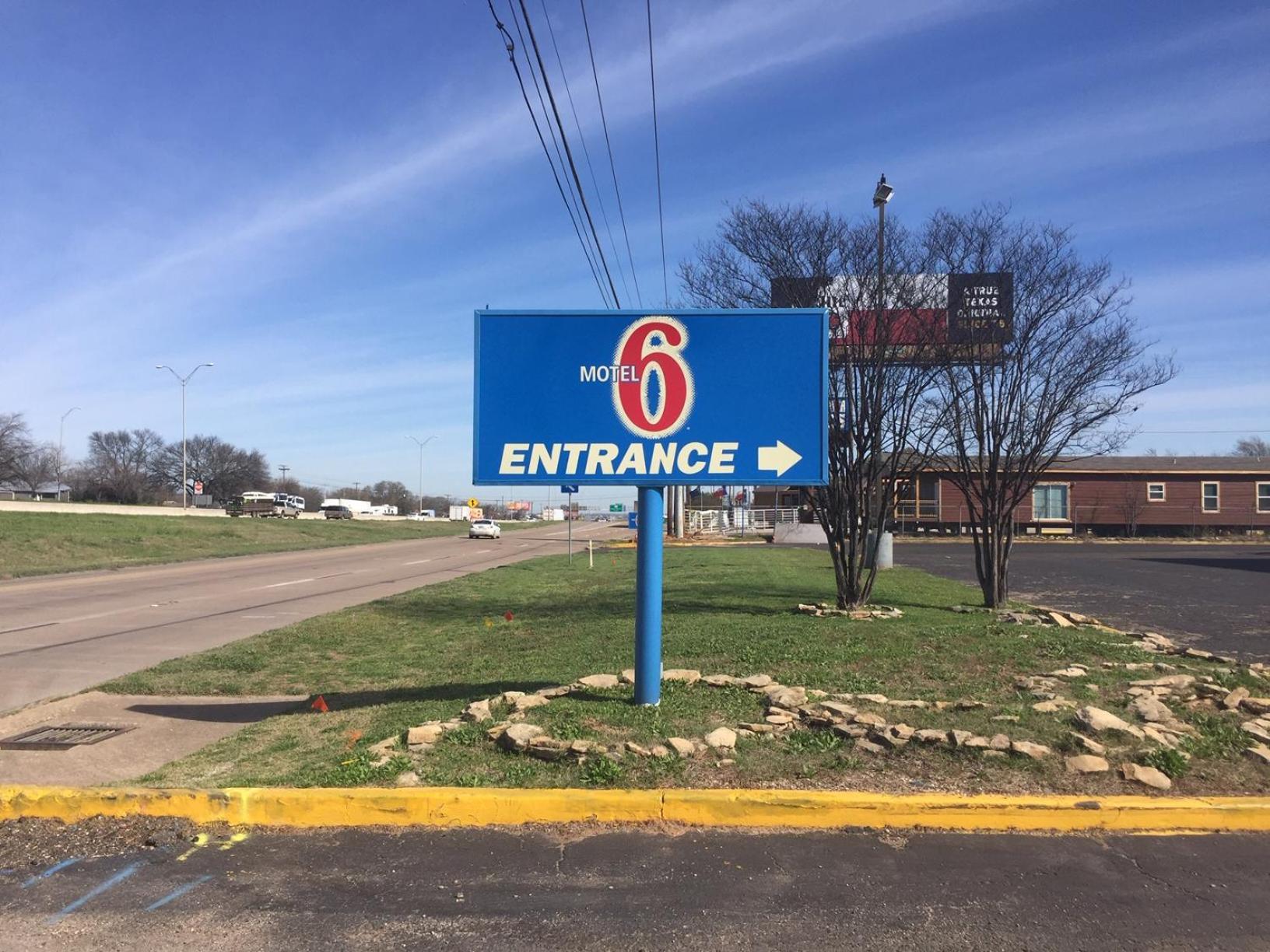 Motel 6-Waco, TX photo 13