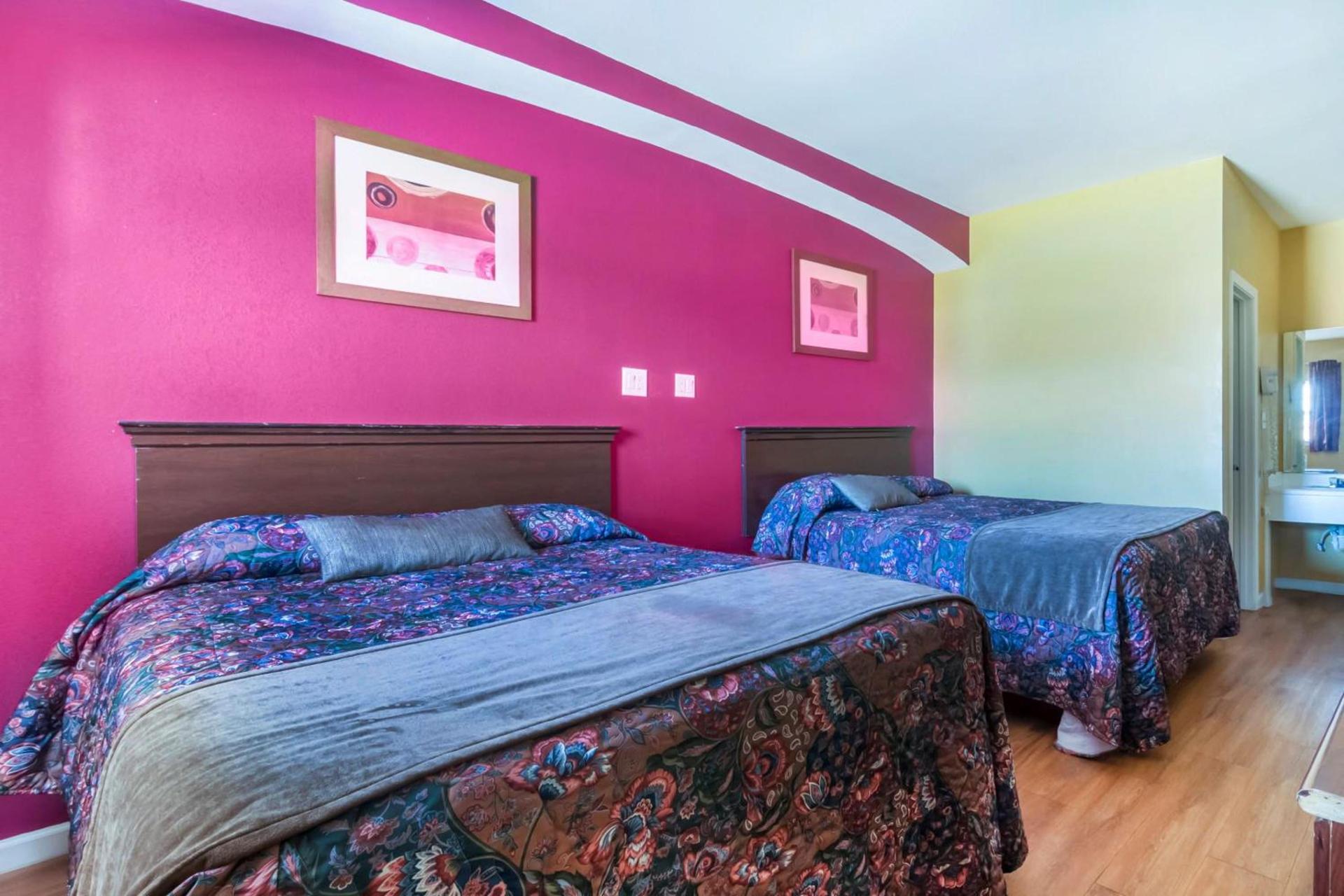 Ruleville Inn By OYO photo 2
