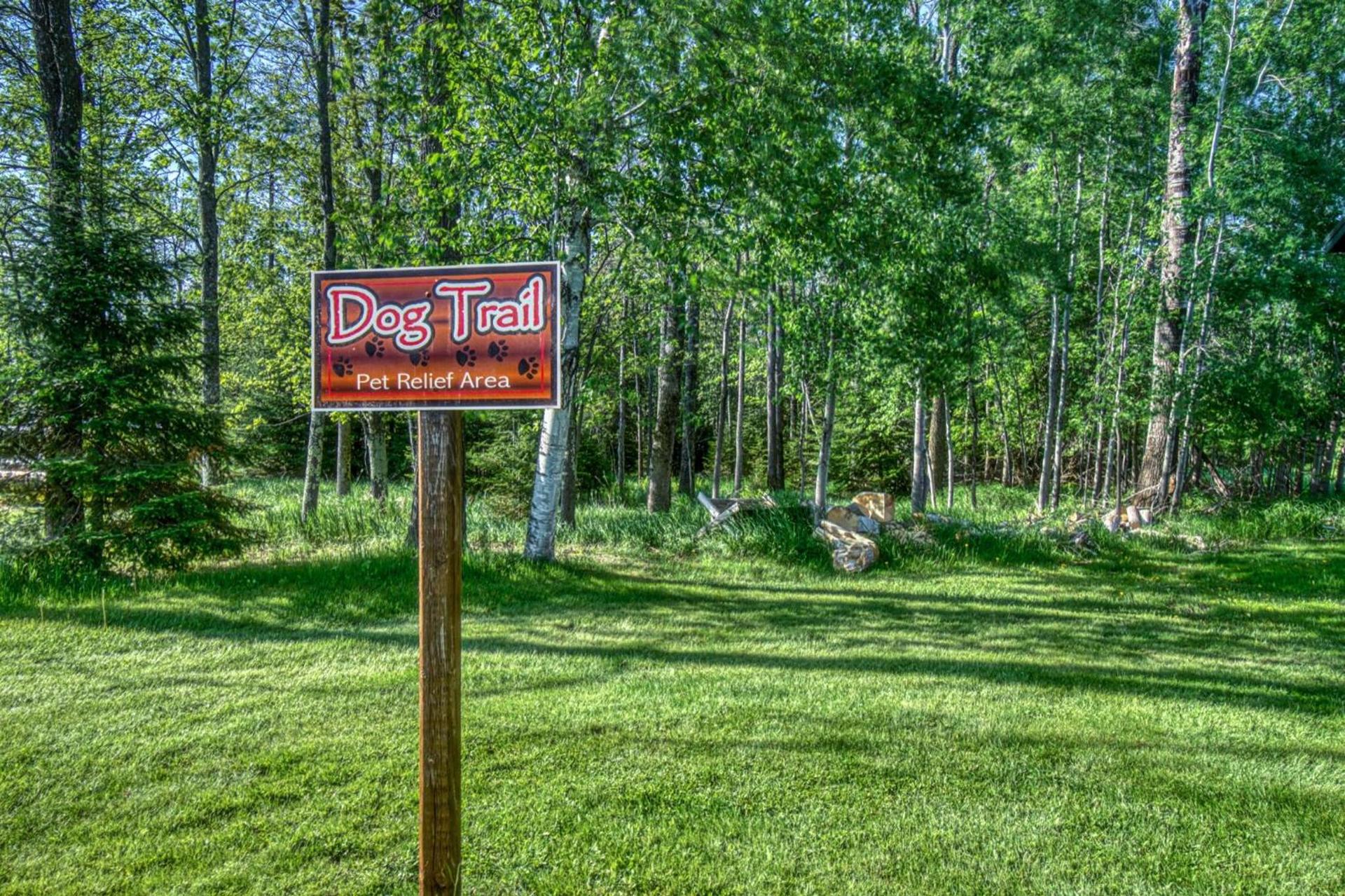 Lena's Northern Pines Resort photo 17