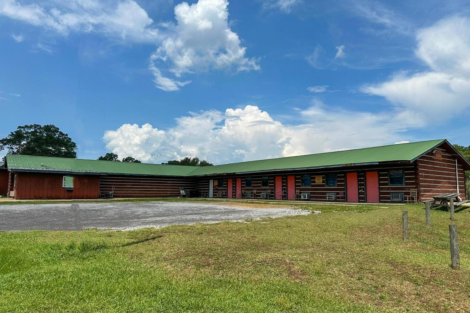 Weiss Lake Motel By OYO Cedar Bluff photo 3