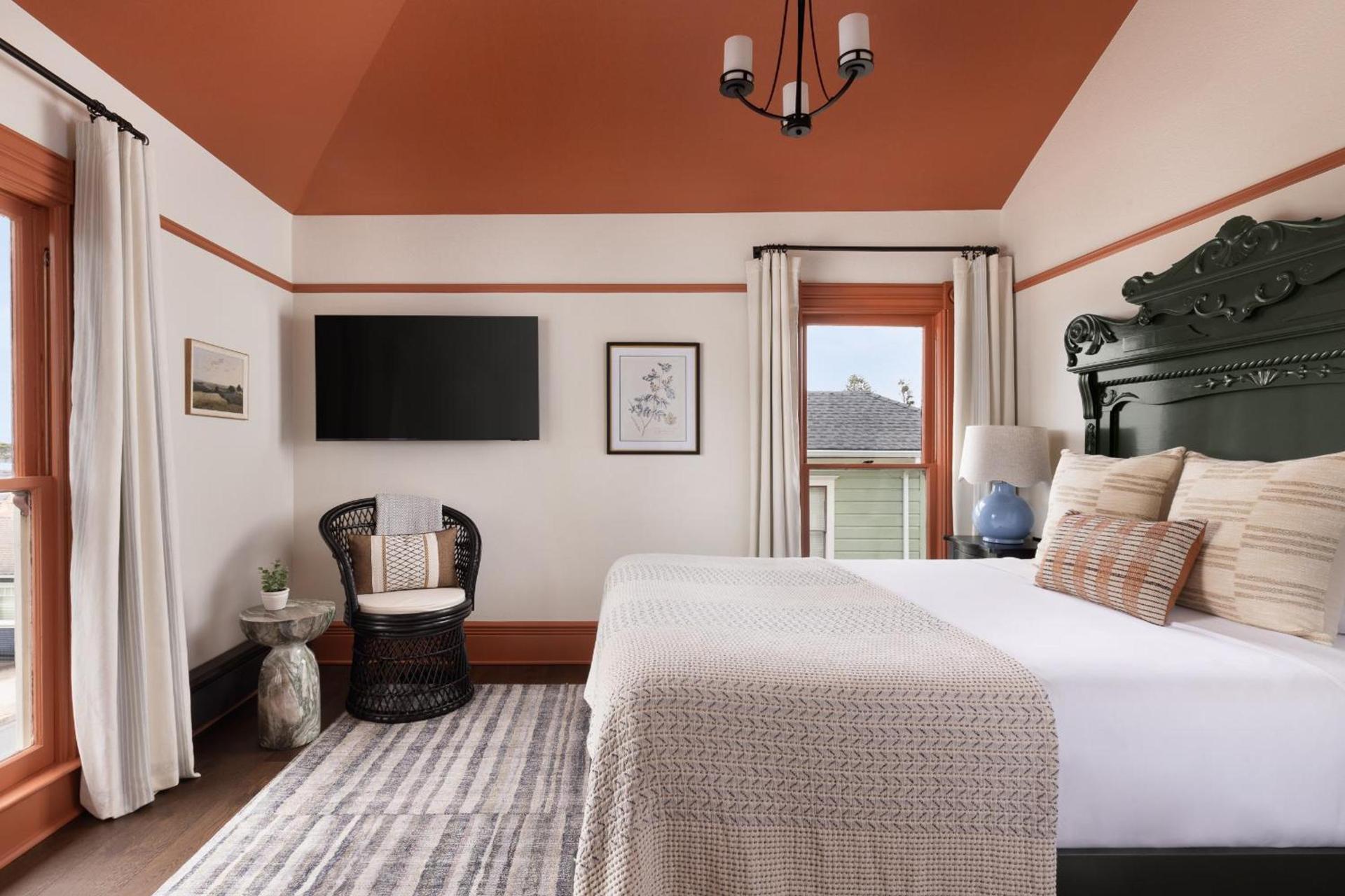 Centrella Hotel, a Kirkwood Collection Hotel photo 3