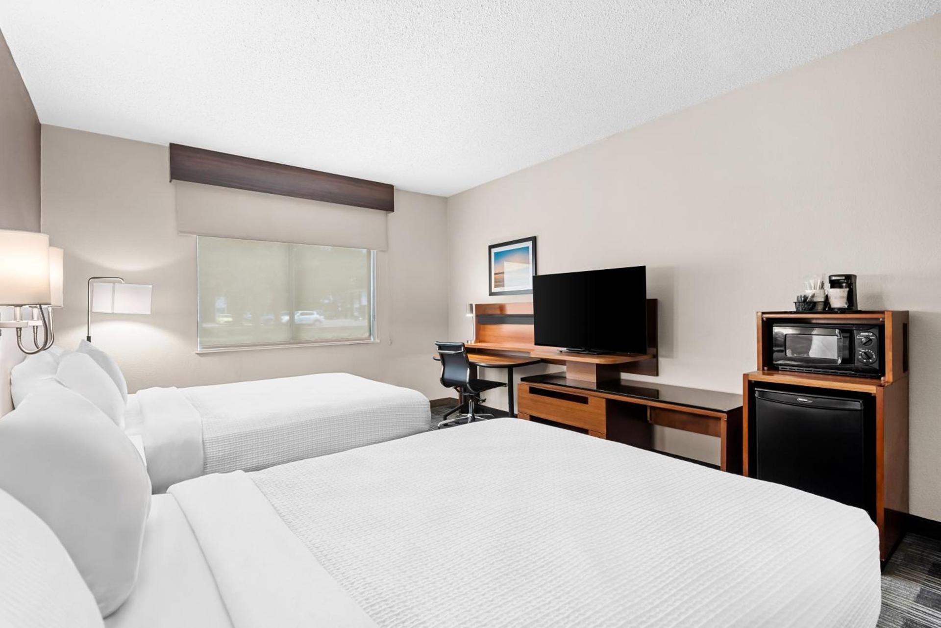 Best Western Ottumwa Inn & Suites photo 60