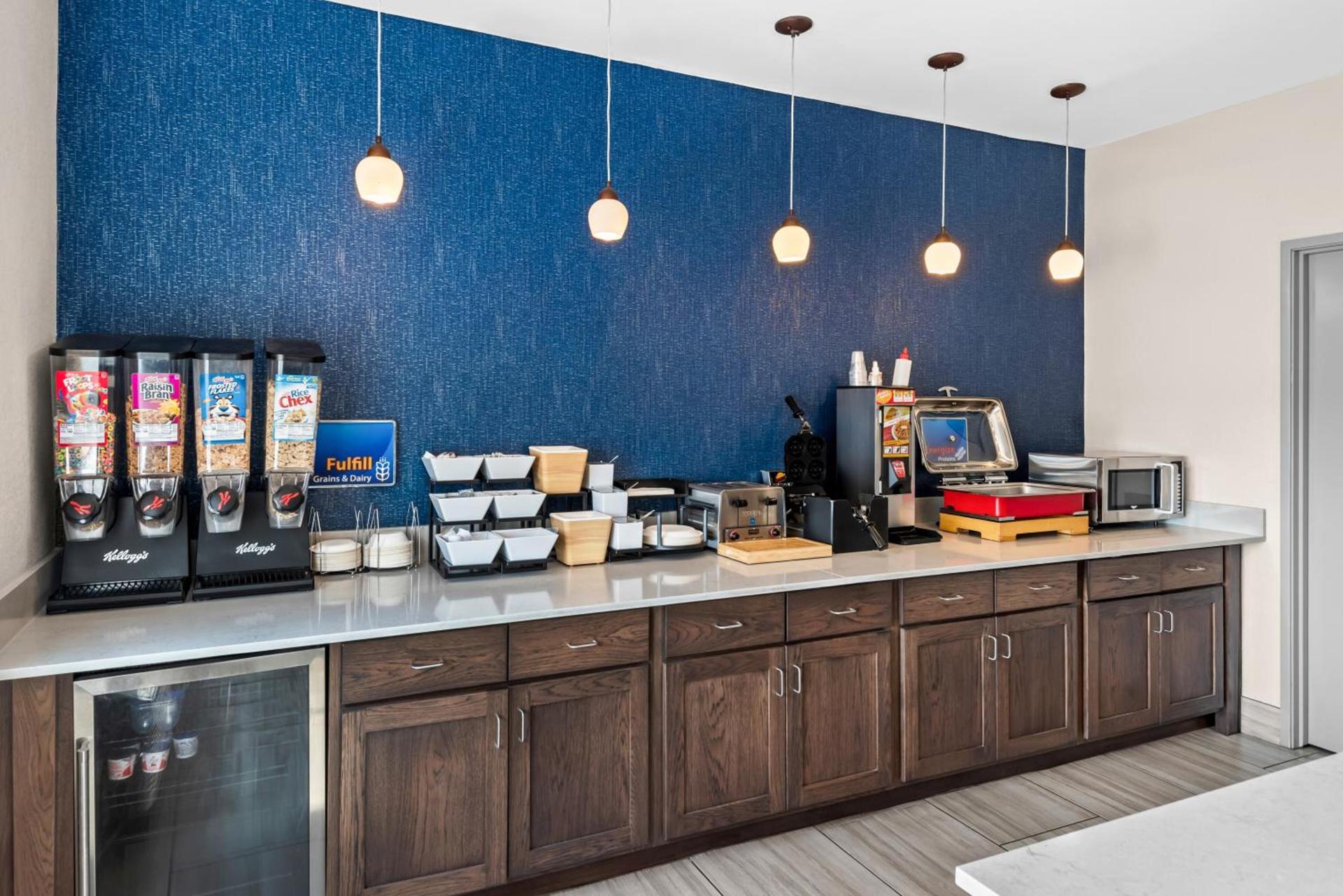 Best Western Ottumwa Inn & Suites photo 9