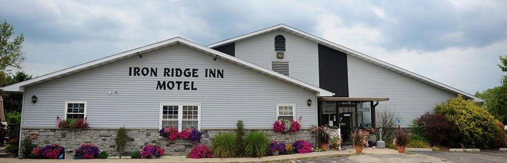 Iron Ridge Inn Motel photo 2