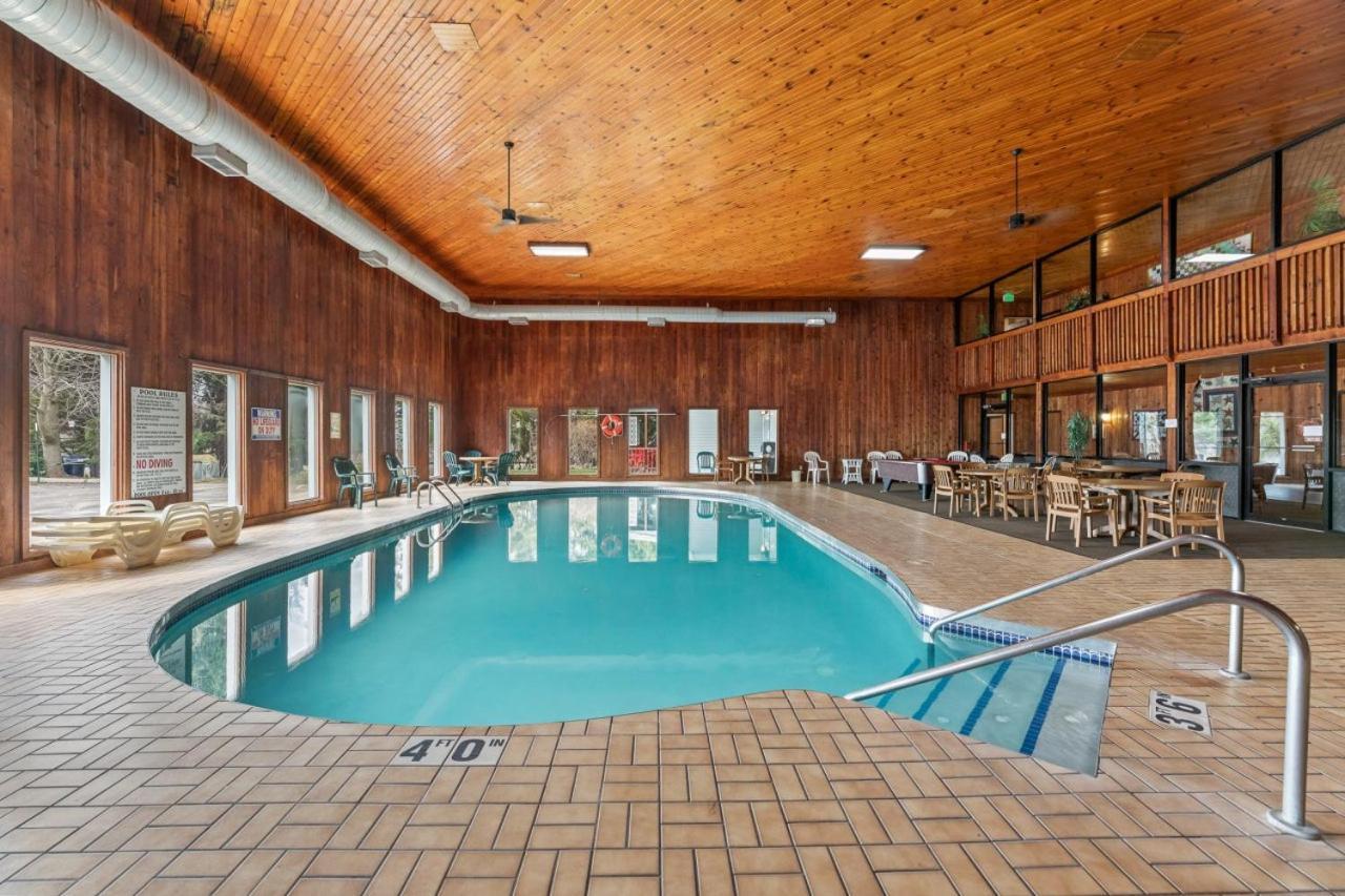 Iron Ridge Inn Motel photo 5