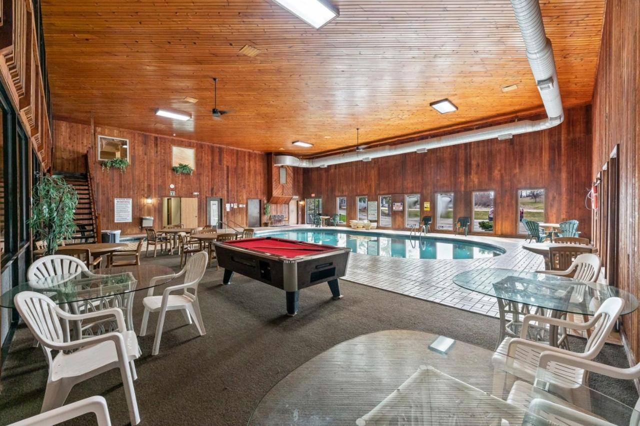 Iron Ridge Inn Motel photo 7