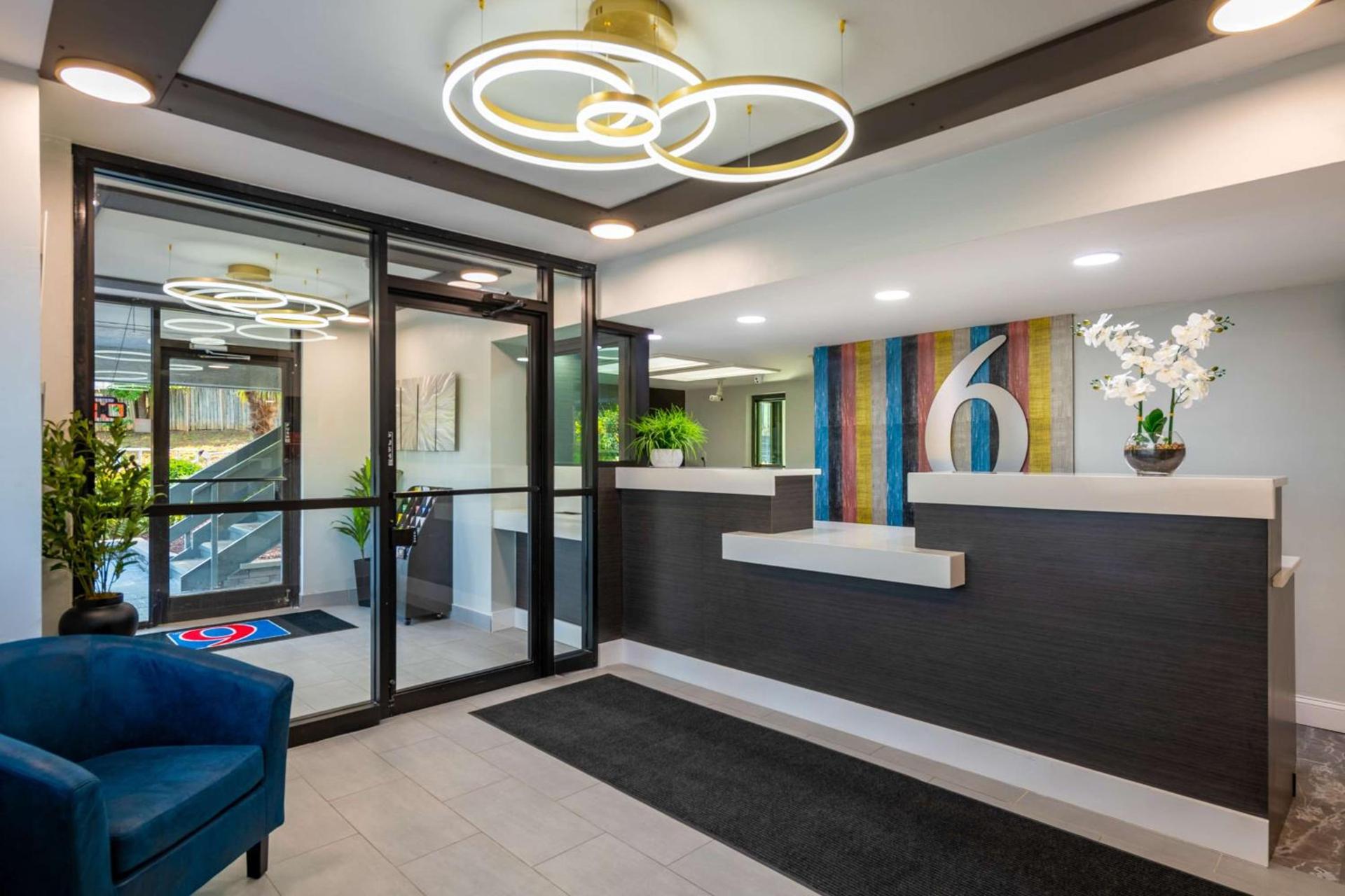Motel 6-Charlotte, NC - Coliseum photo 2